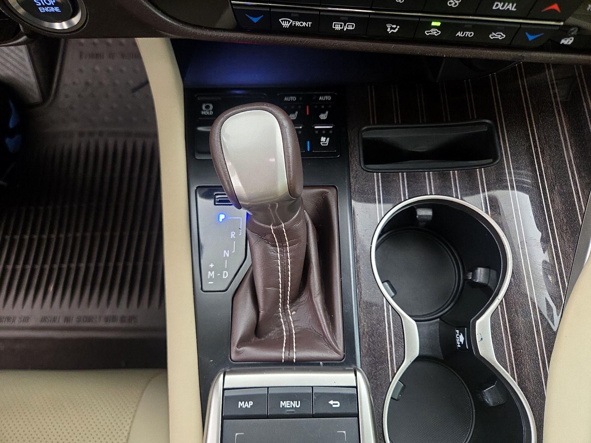 Thumbnail: 2020 Lexus RX - 18
