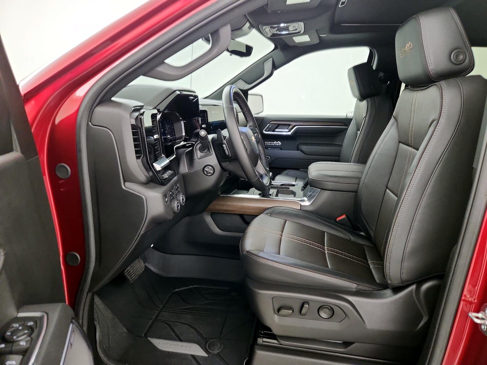 2025 Chevrolet Silverado 1500 High Country - Photo 12