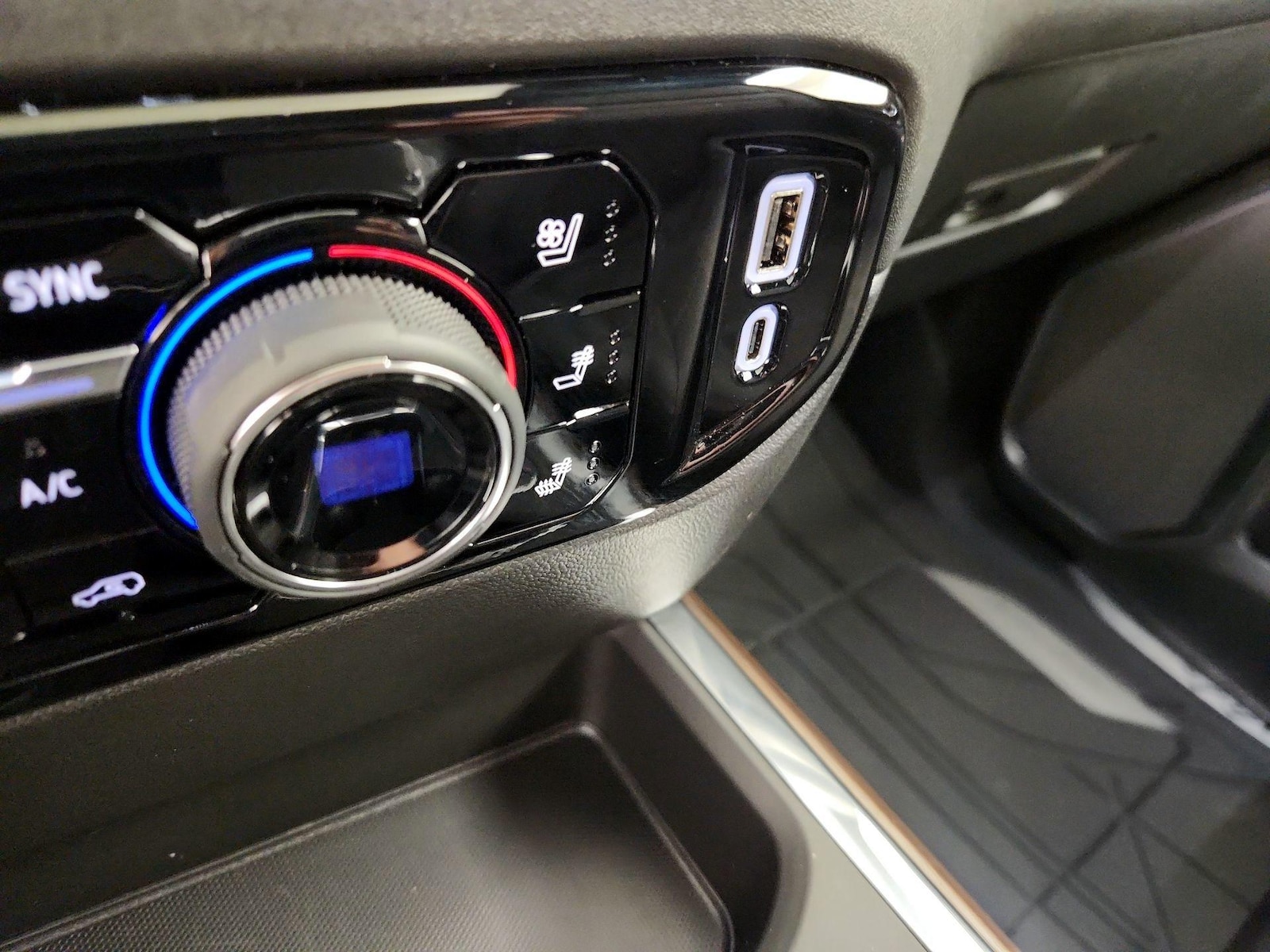 2025 Chevrolet Silverado 1500 High Country - Photo 19