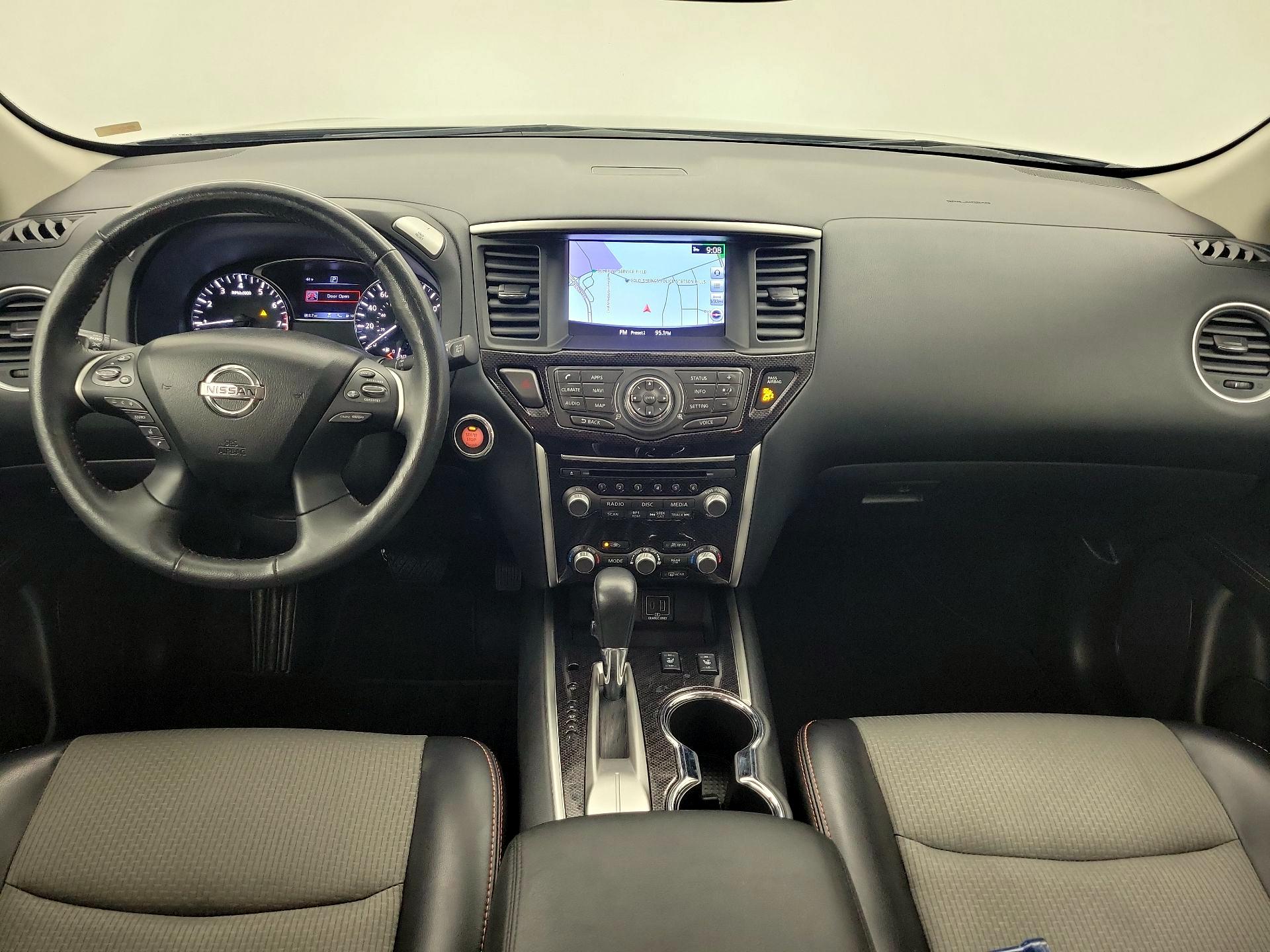 Thumbnail: 2019 Nissan Pathfinder - 9