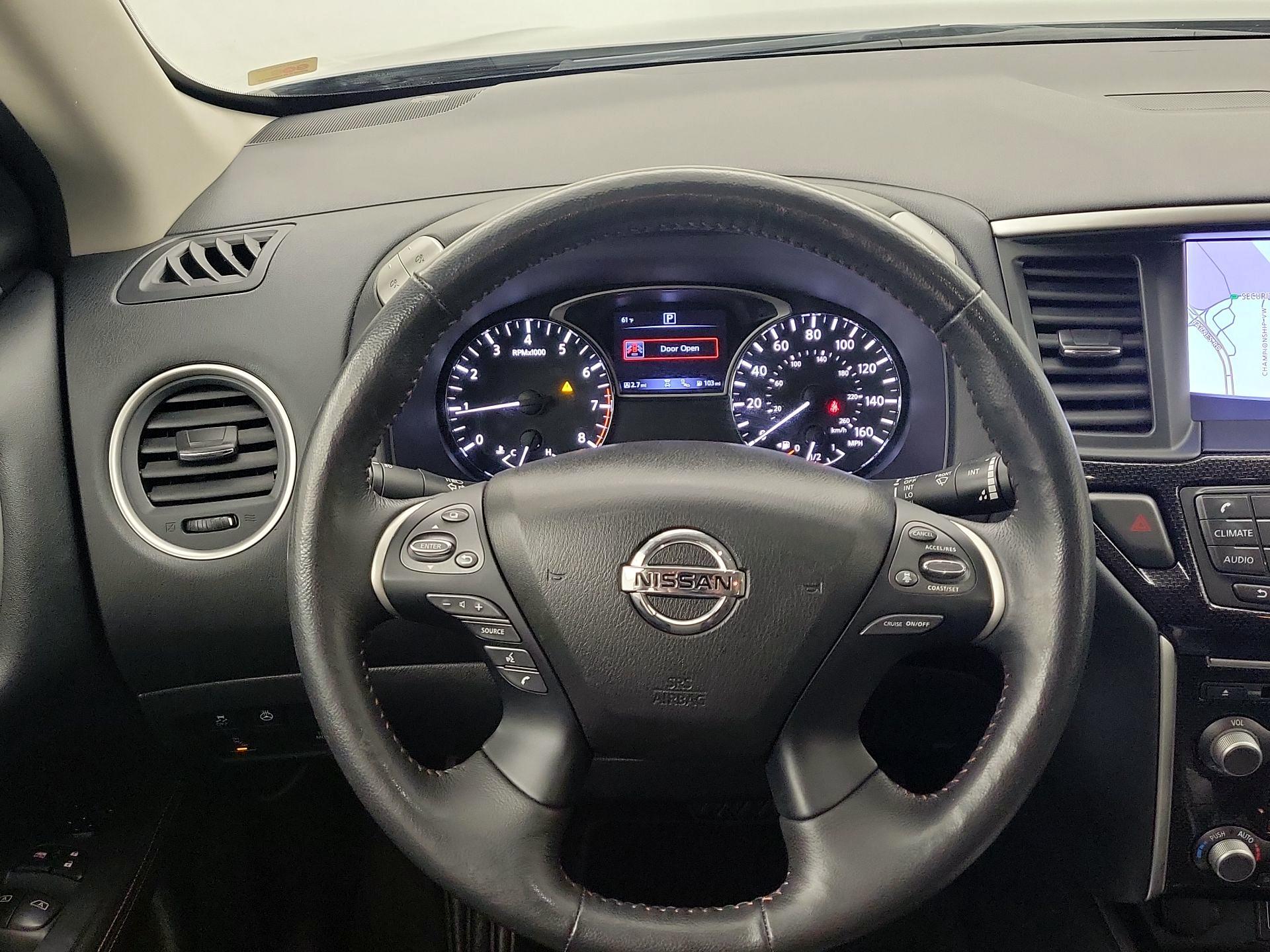Thumbnail: 2019 Nissan Pathfinder - 10