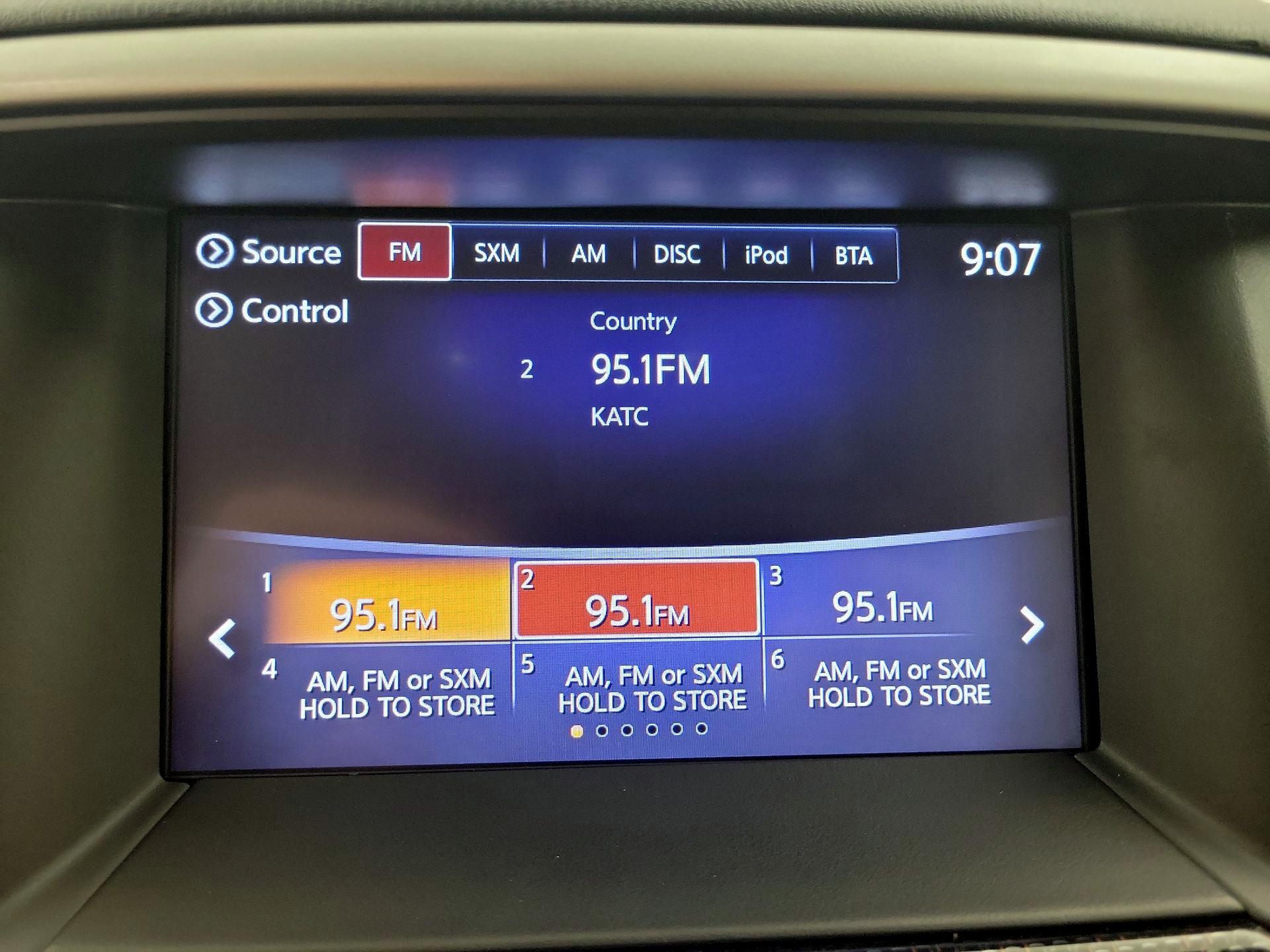 Thumbnail: 2019 Nissan Pathfinder - 16