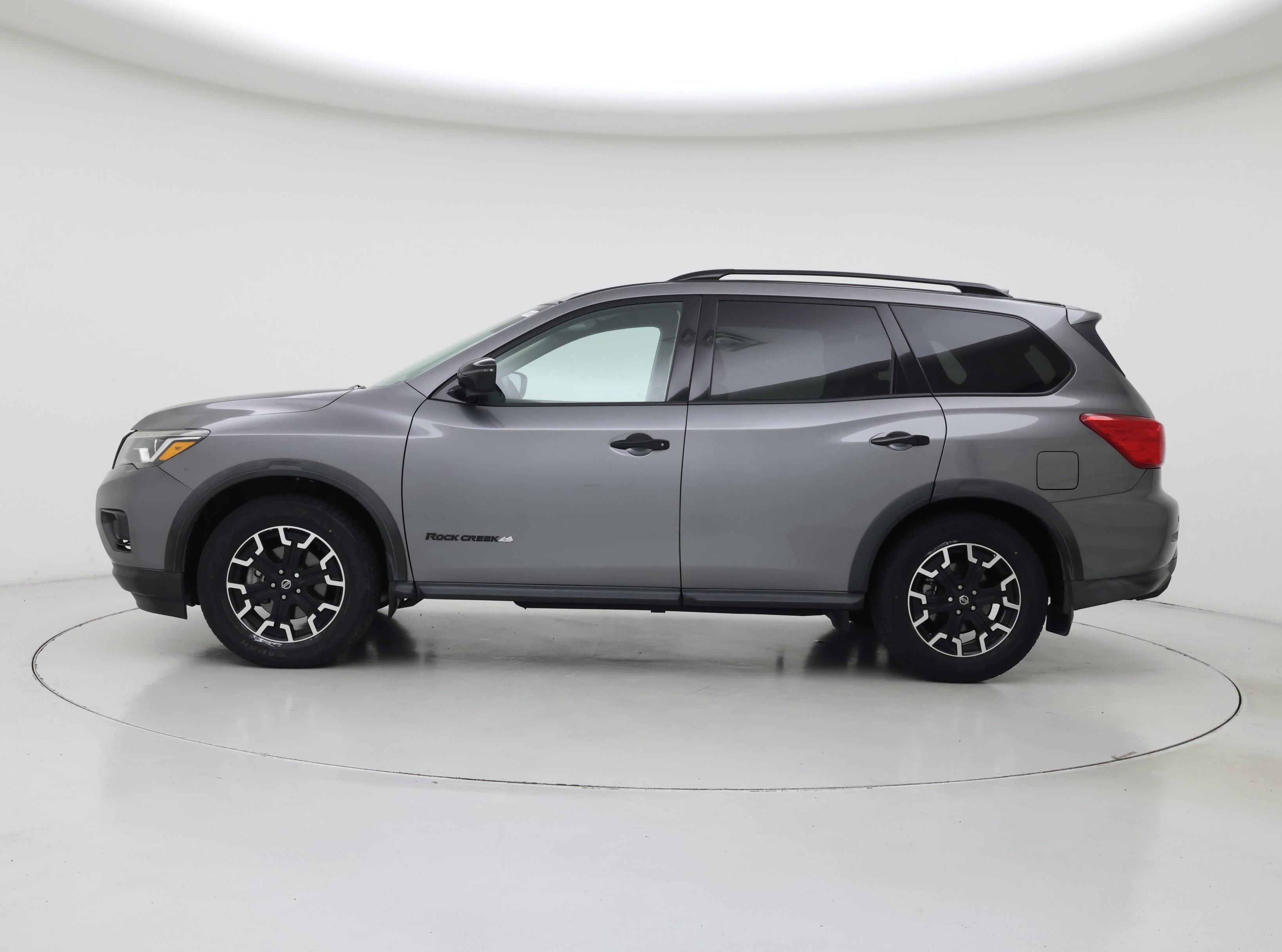 Thumbnail: 2019 Nissan Pathfinder - 3