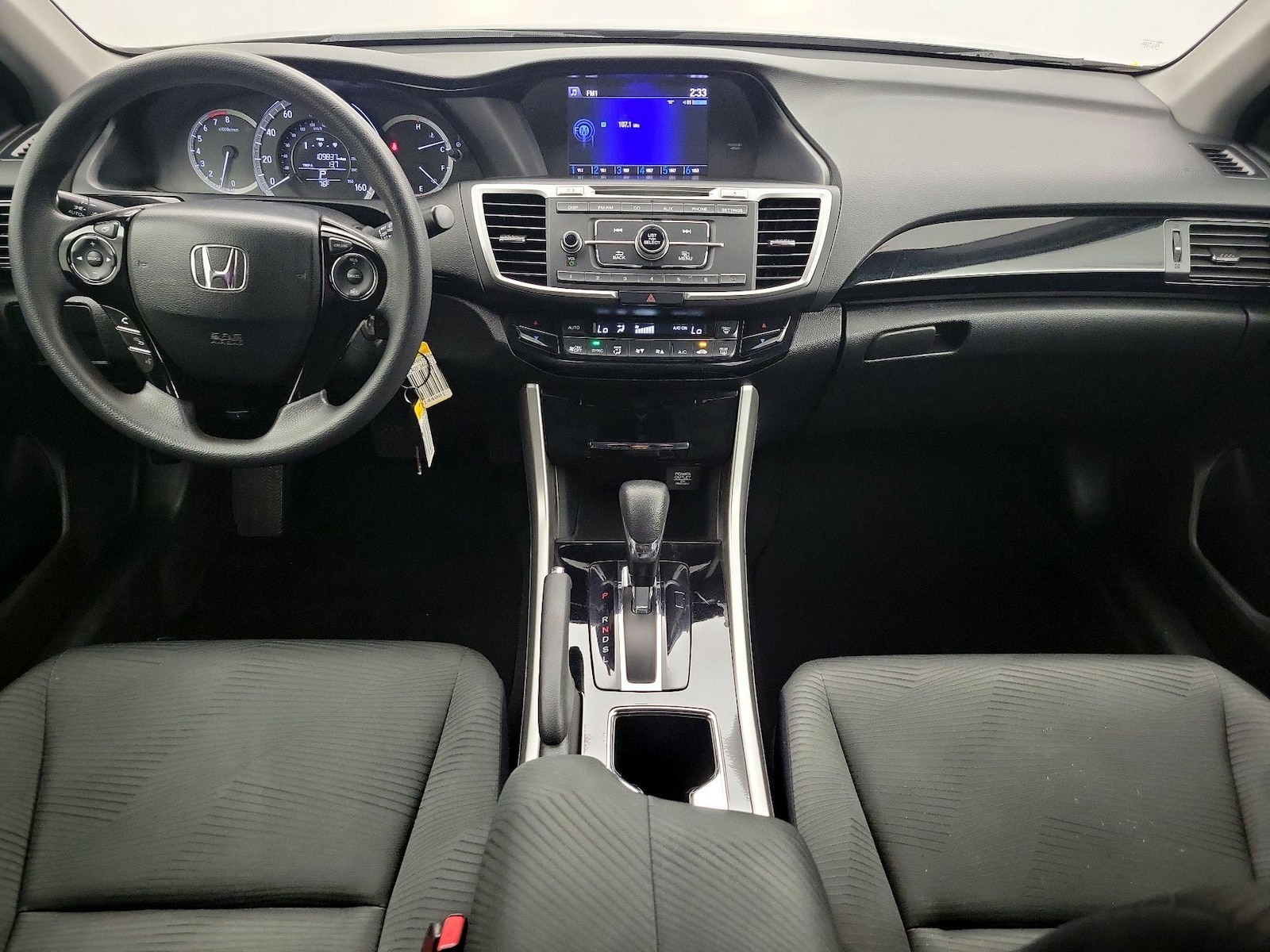 2016 Honda Accord LX - Photo 10