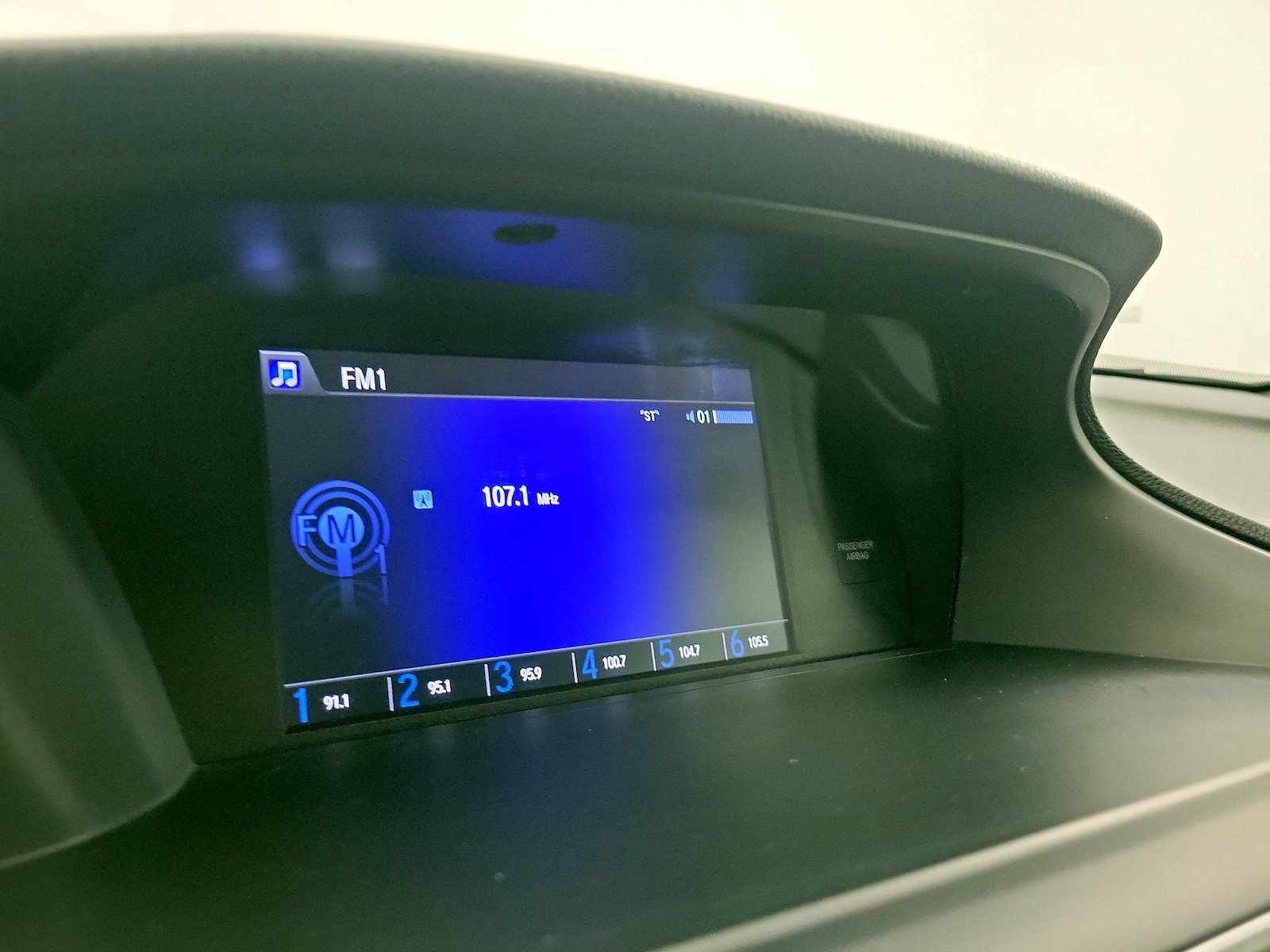 2016 Honda Accord LX - Photo 16