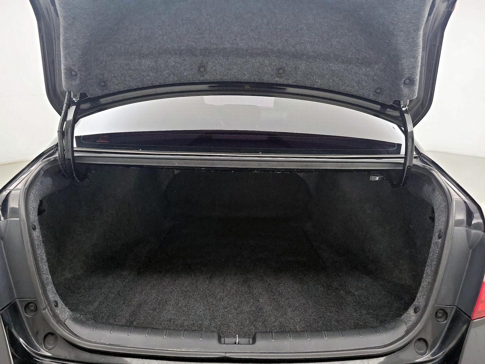 2016 Honda Accord LX - Photo 21