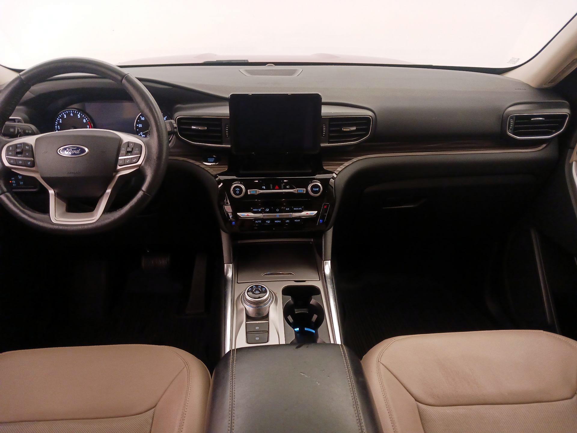 Thumbnail: 2021 Ford Explorer - 9