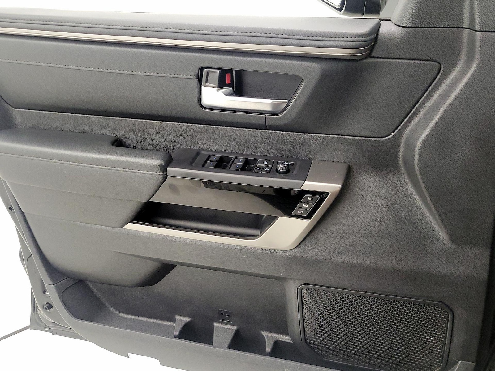 2023 Toyota Sequoia Limited - Photo 13