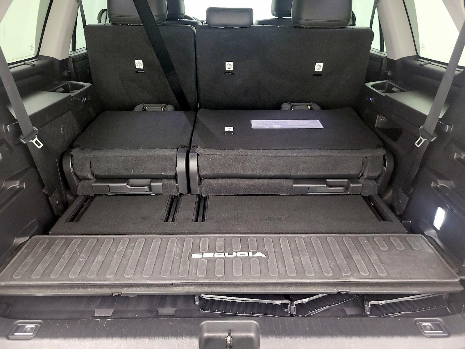 2023 Toyota Sequoia Limited - Photo 24