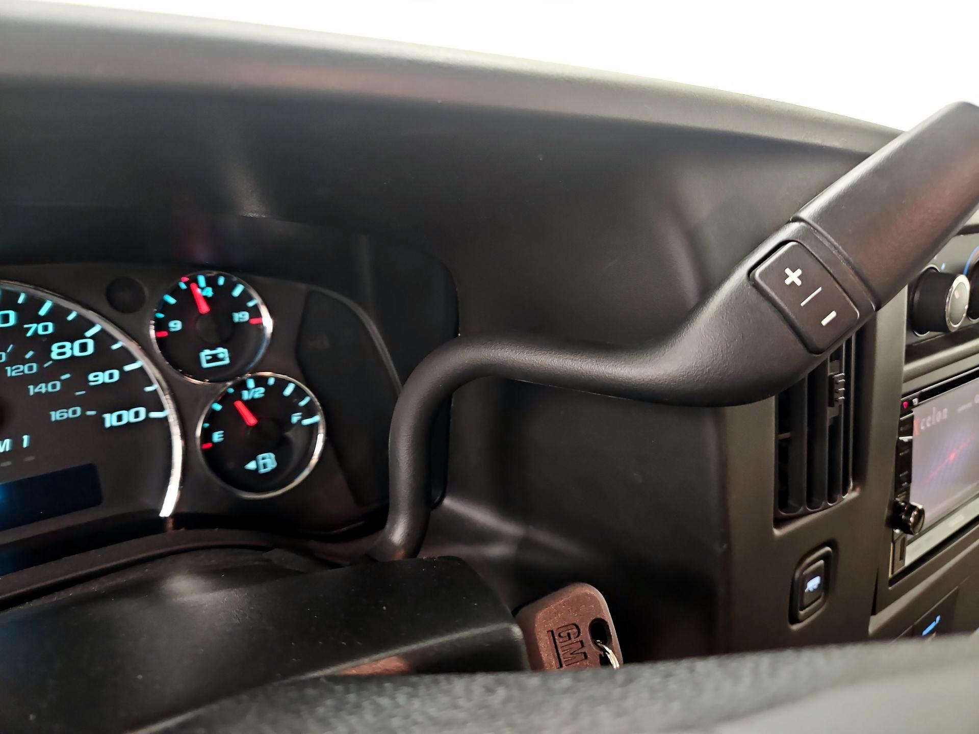 Thumbnail: 2015 Chevrolet Express - 16