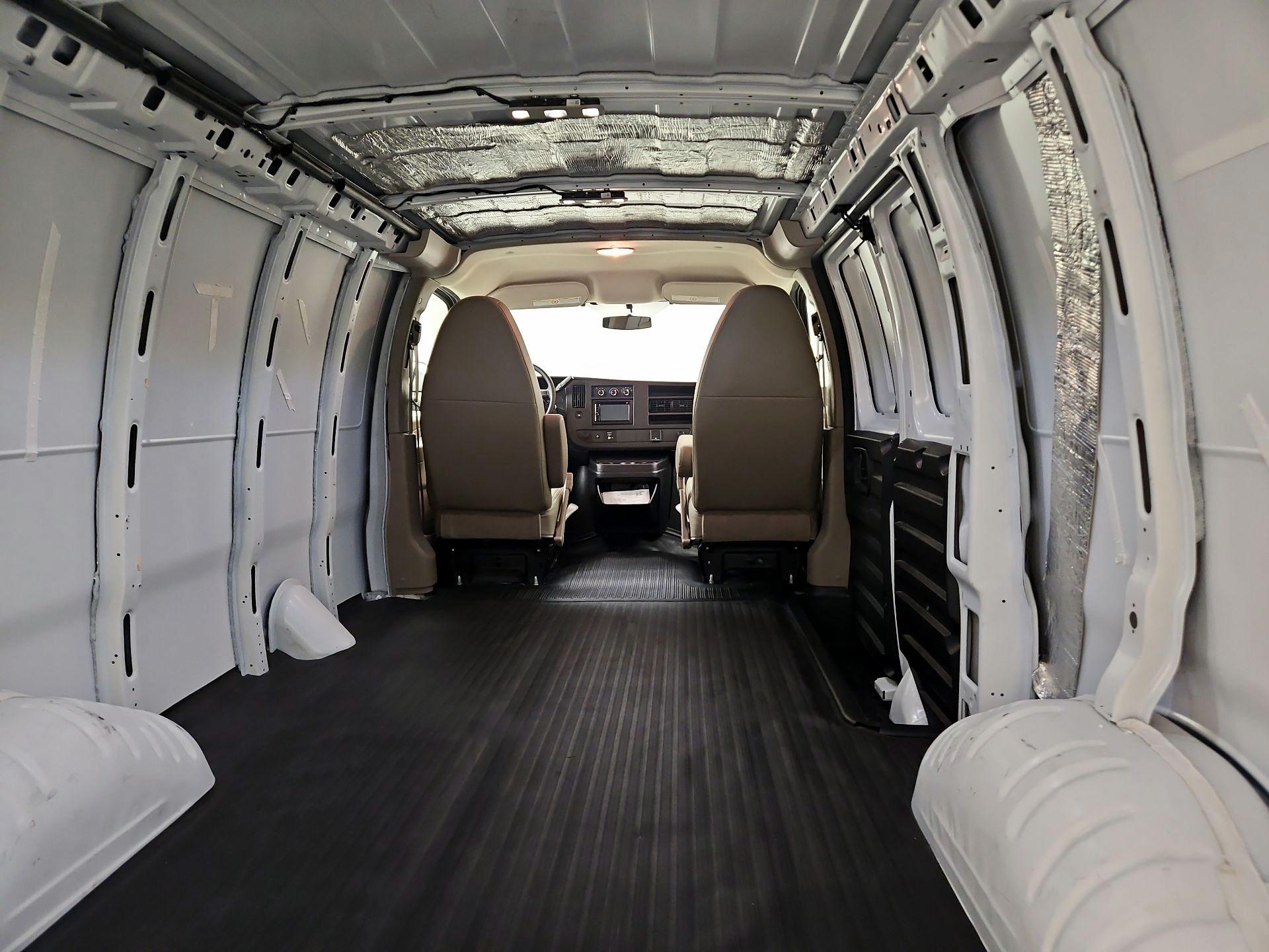 Thumbnail: 2015 Chevrolet Express - 19