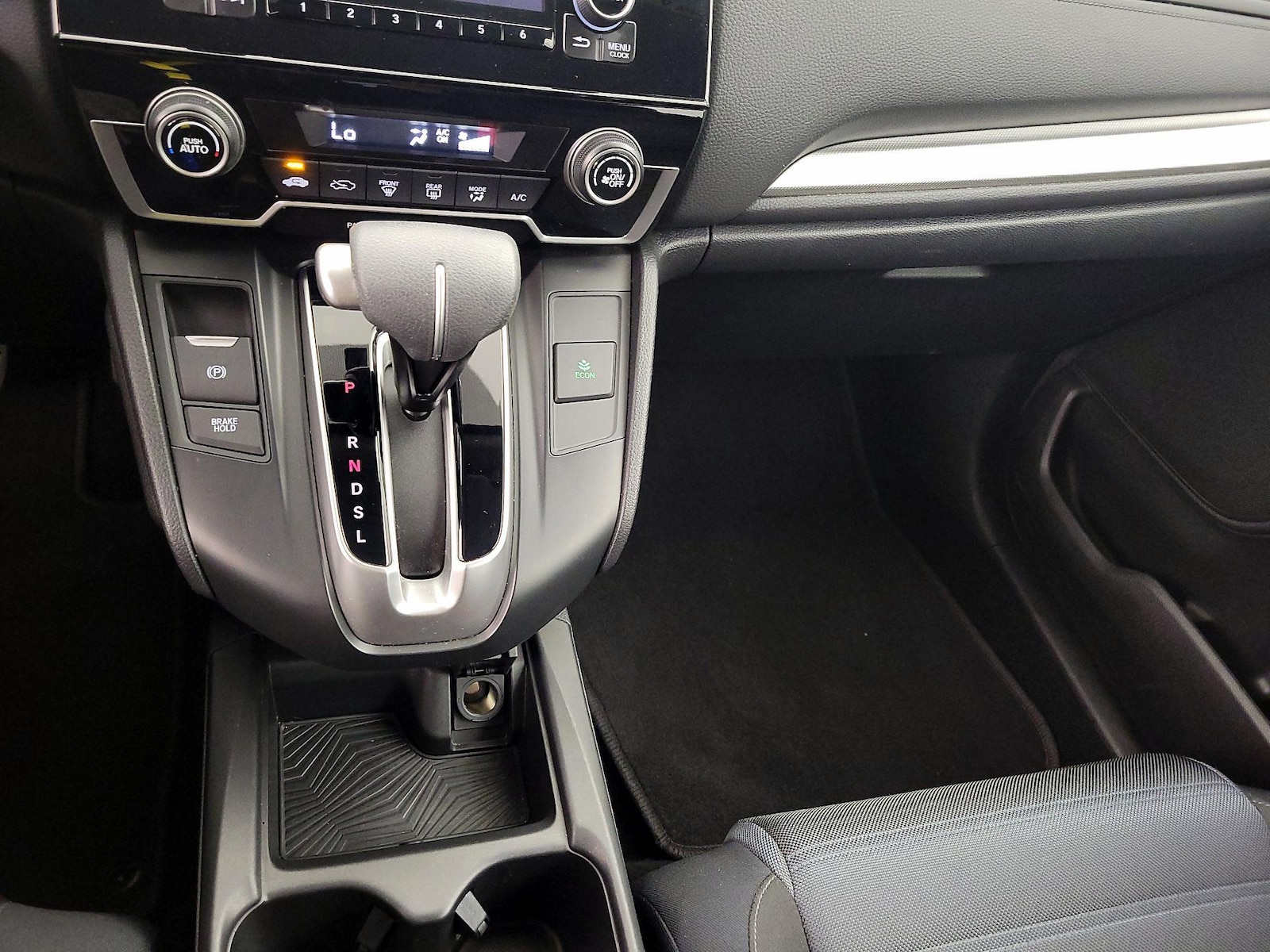 2019 Honda CR-V LX - Photo 18