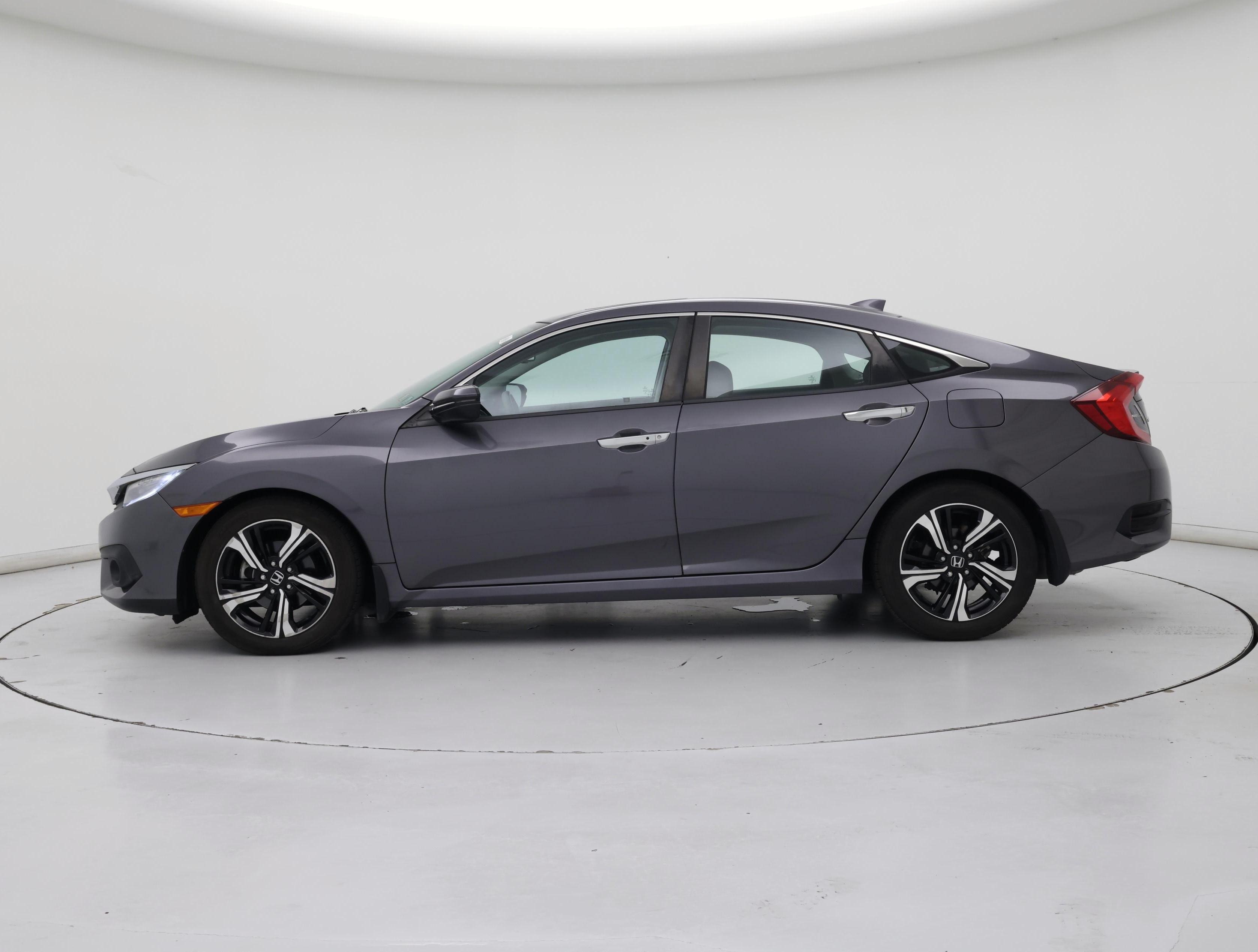 Thumbnail: 2017 Honda Civic - 3