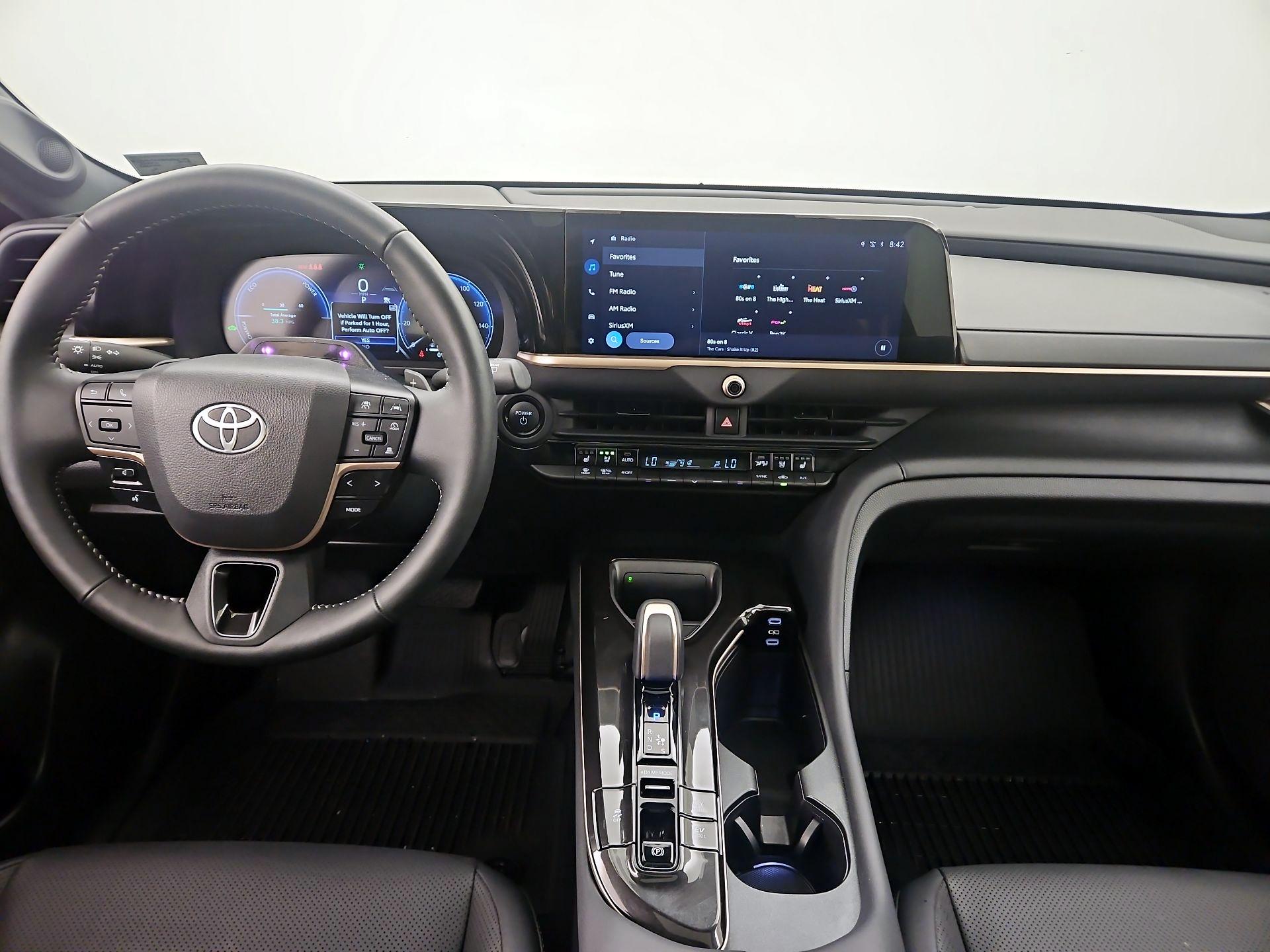 Thumbnail: 2025 Toyota Crown Signia - 9