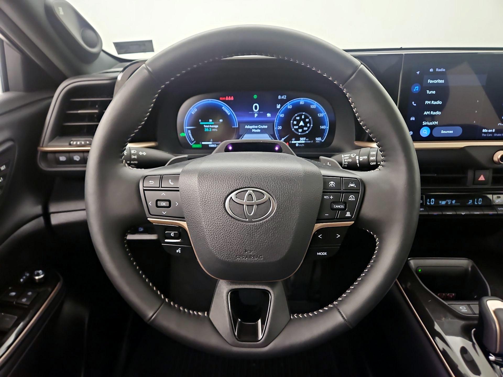 Thumbnail: 2025 Toyota Crown Signia - 10