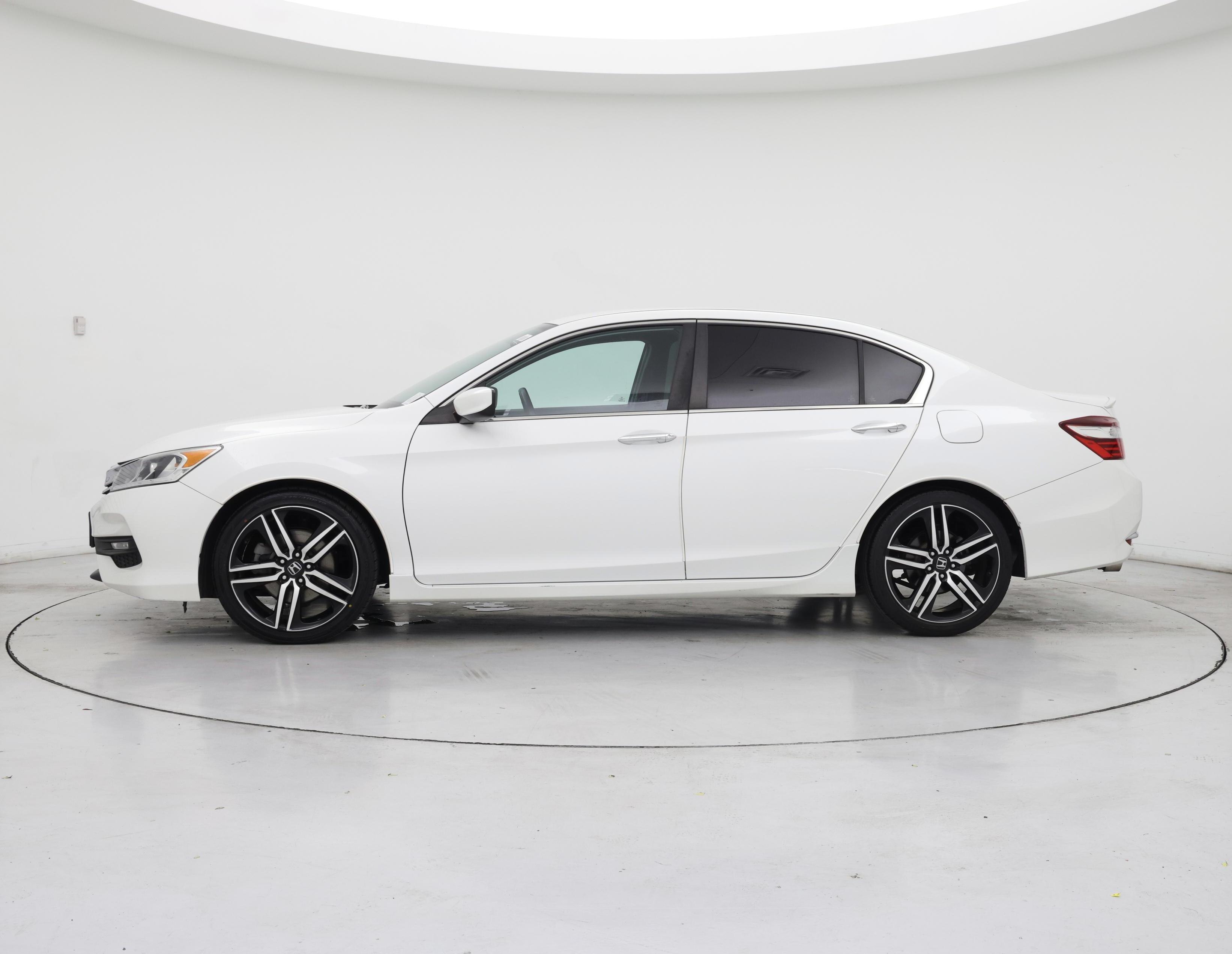 Thumbnail: 2016 Honda Accord - 3