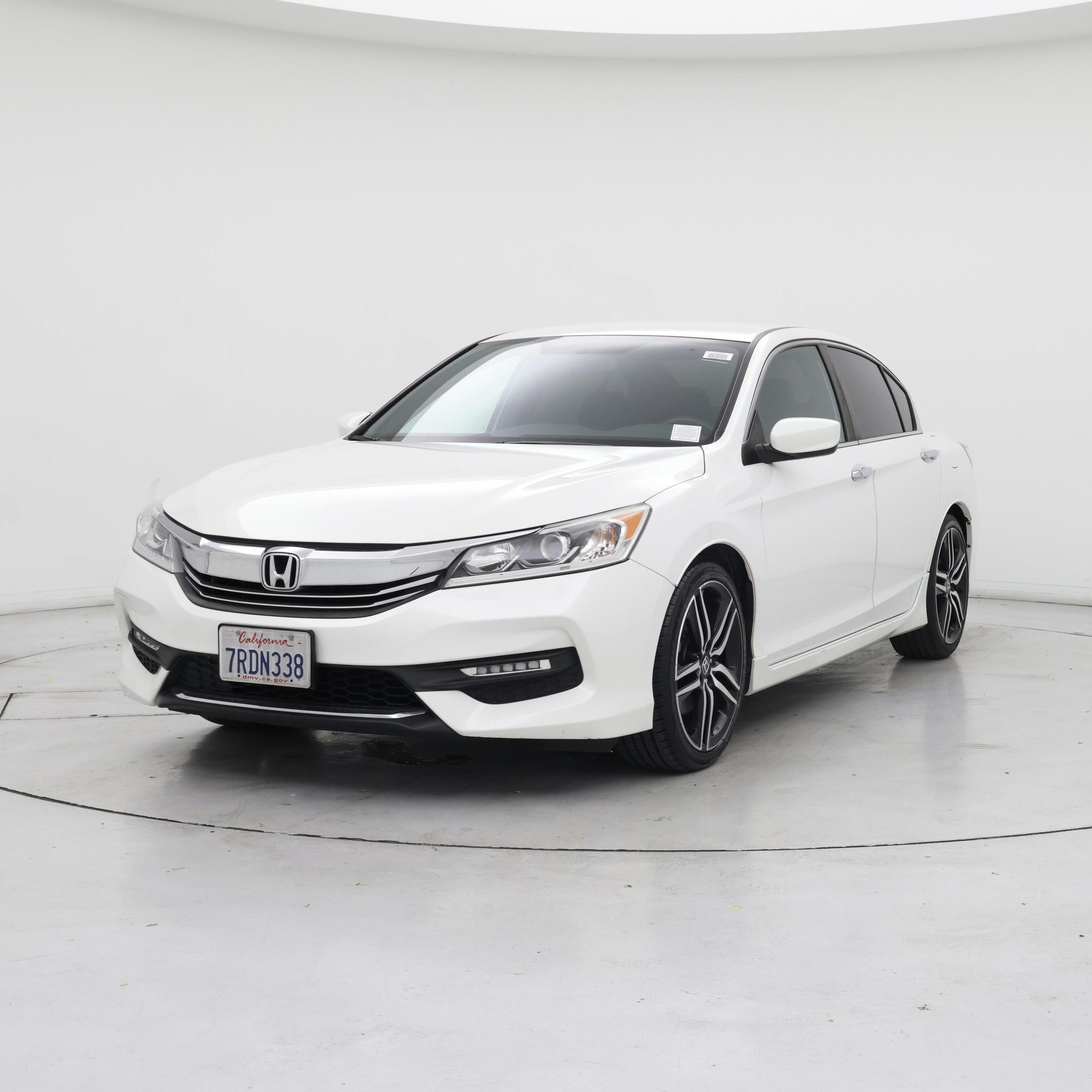 Thumbnail: 2016 Honda Accord - 4