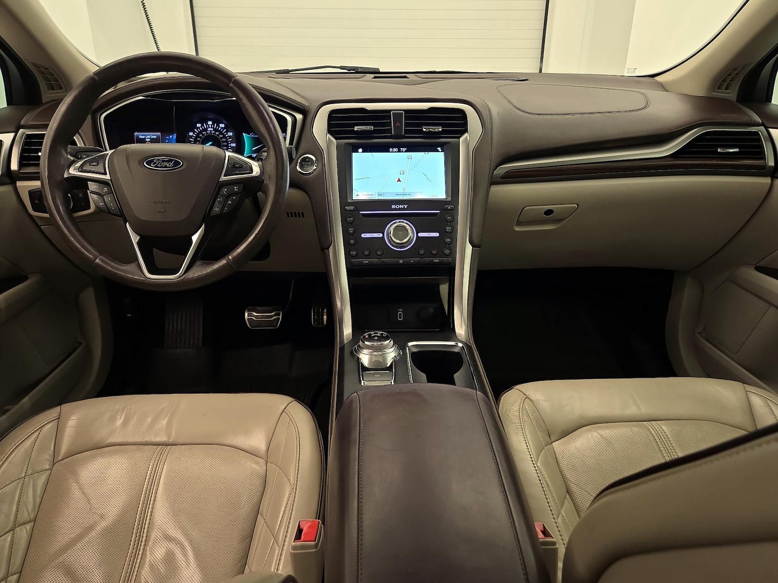 2017 Ford Fusion Platinum - Photo 10
