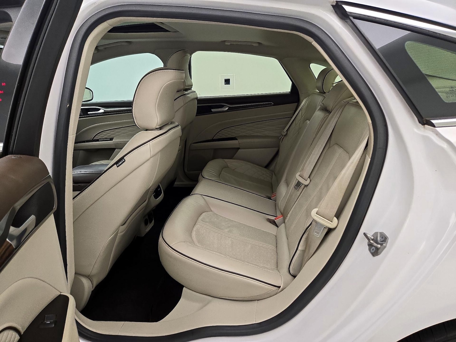 2017 Ford Fusion Platinum - Photo 22