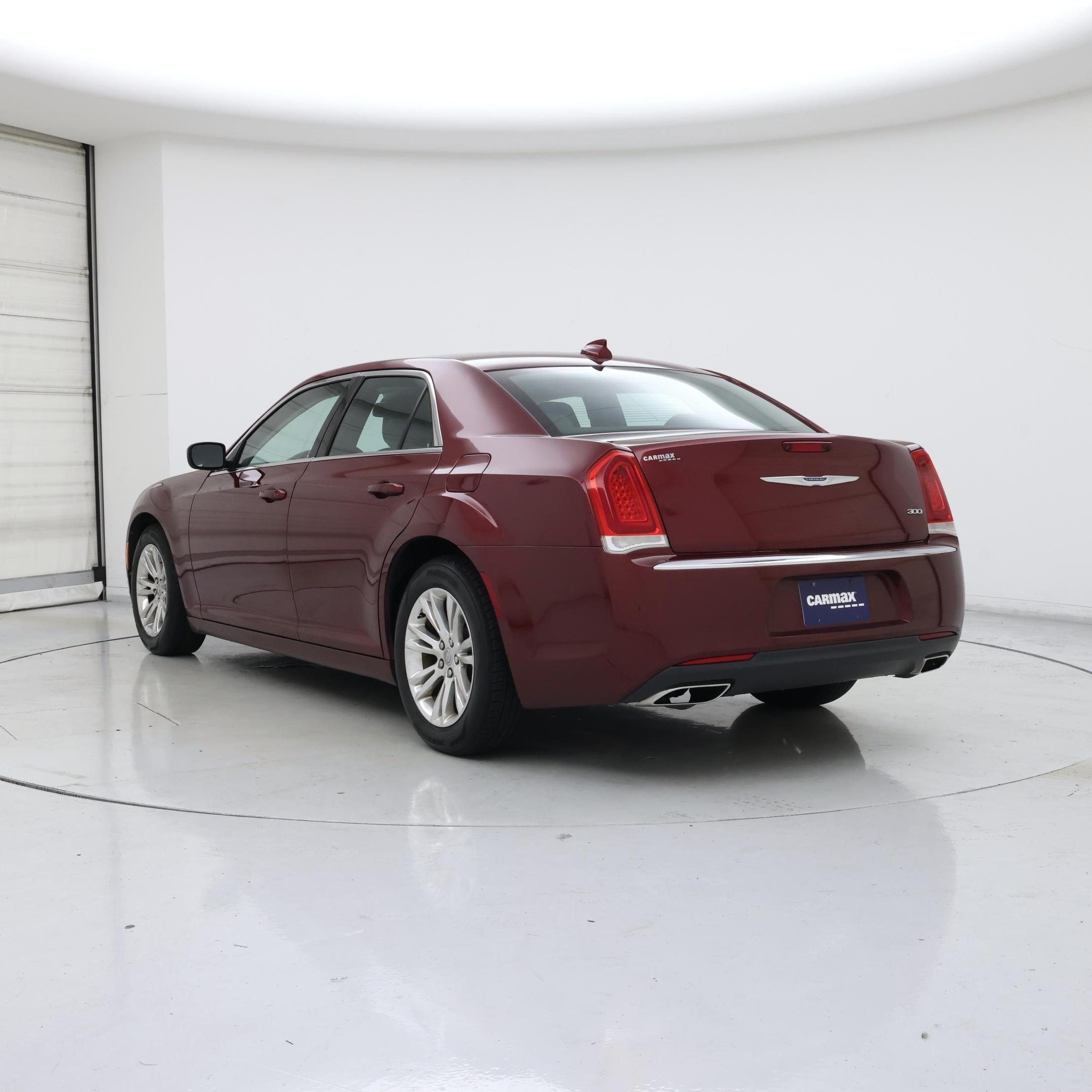 Thumbnail: 2020 Chrysler 300 - 2
