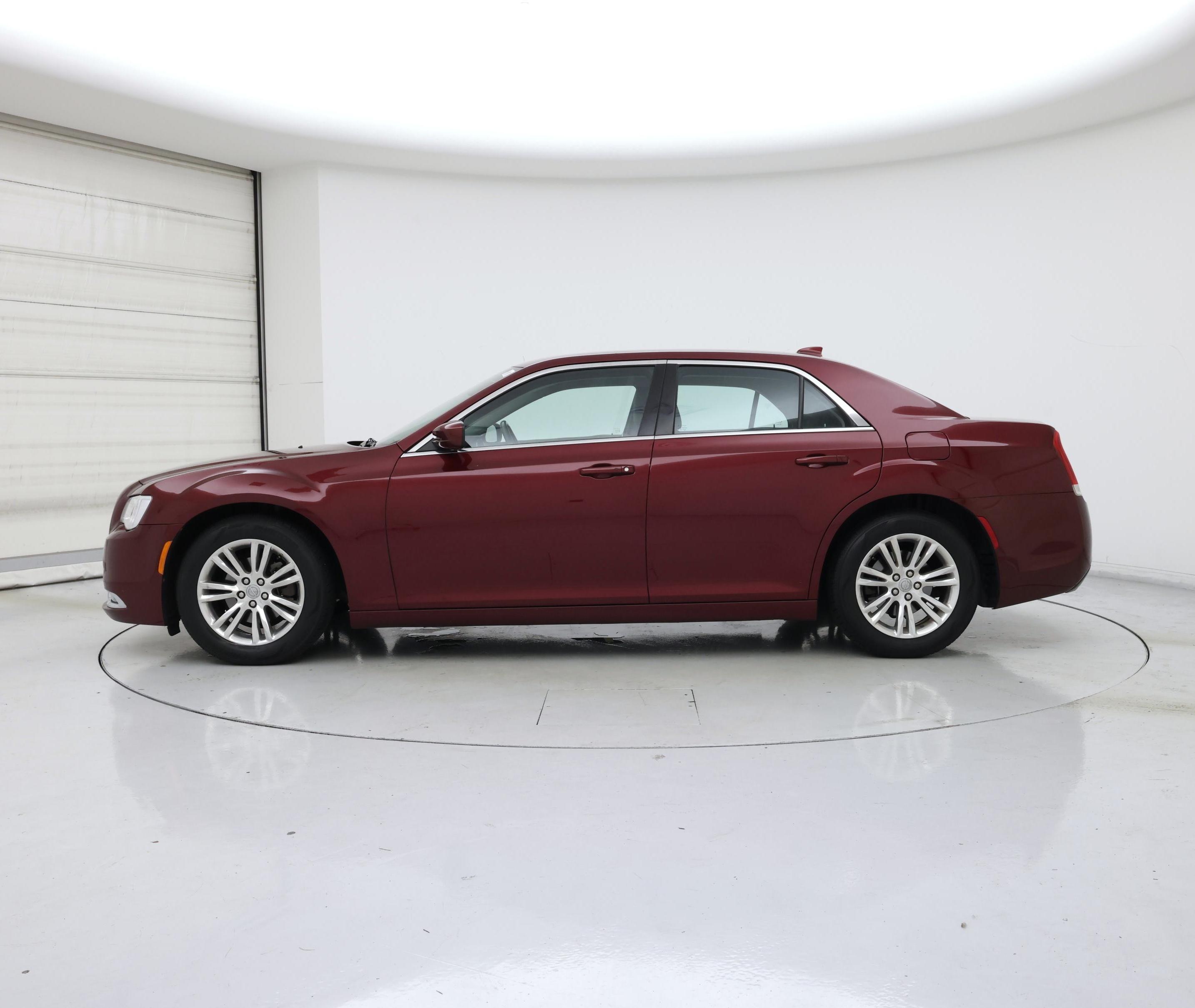 Thumbnail: 2020 Chrysler 300 - 3