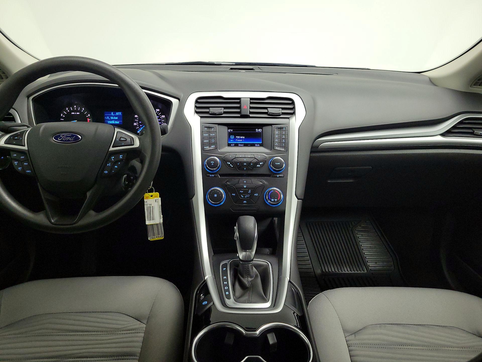 Thumbnail: 2016 Ford Fusion - 9