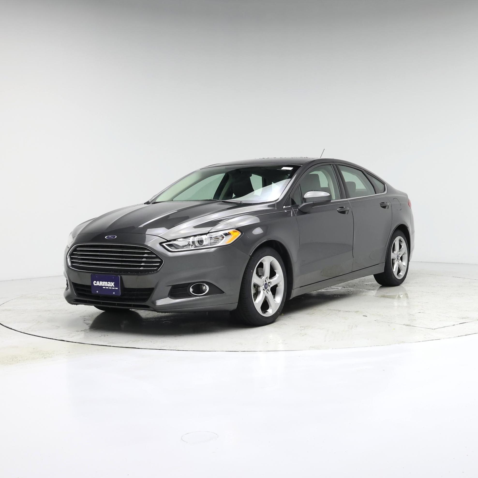 Thumbnail: 2016 Ford Fusion - 4