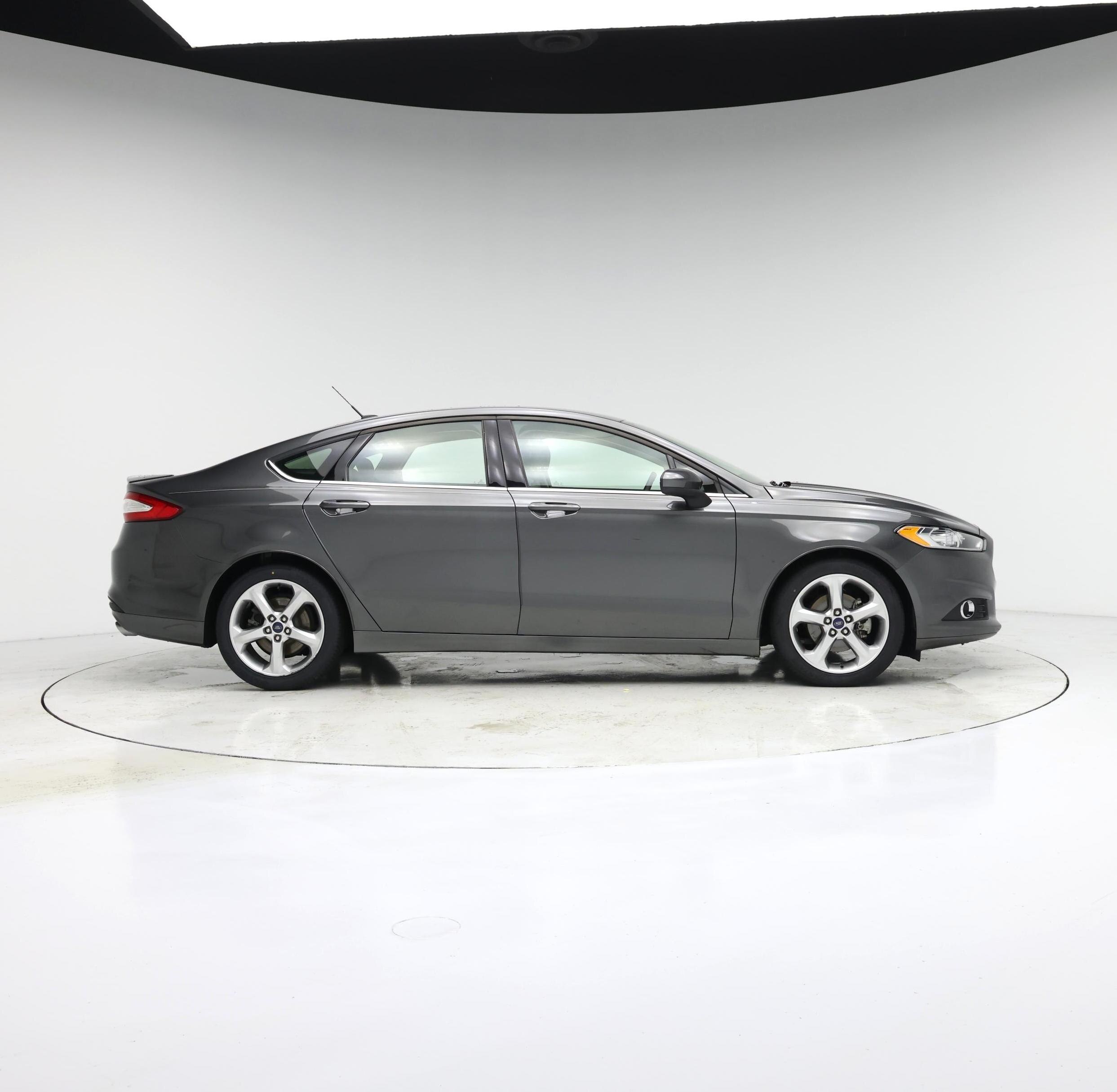 Thumbnail: 2016 Ford Fusion - 7