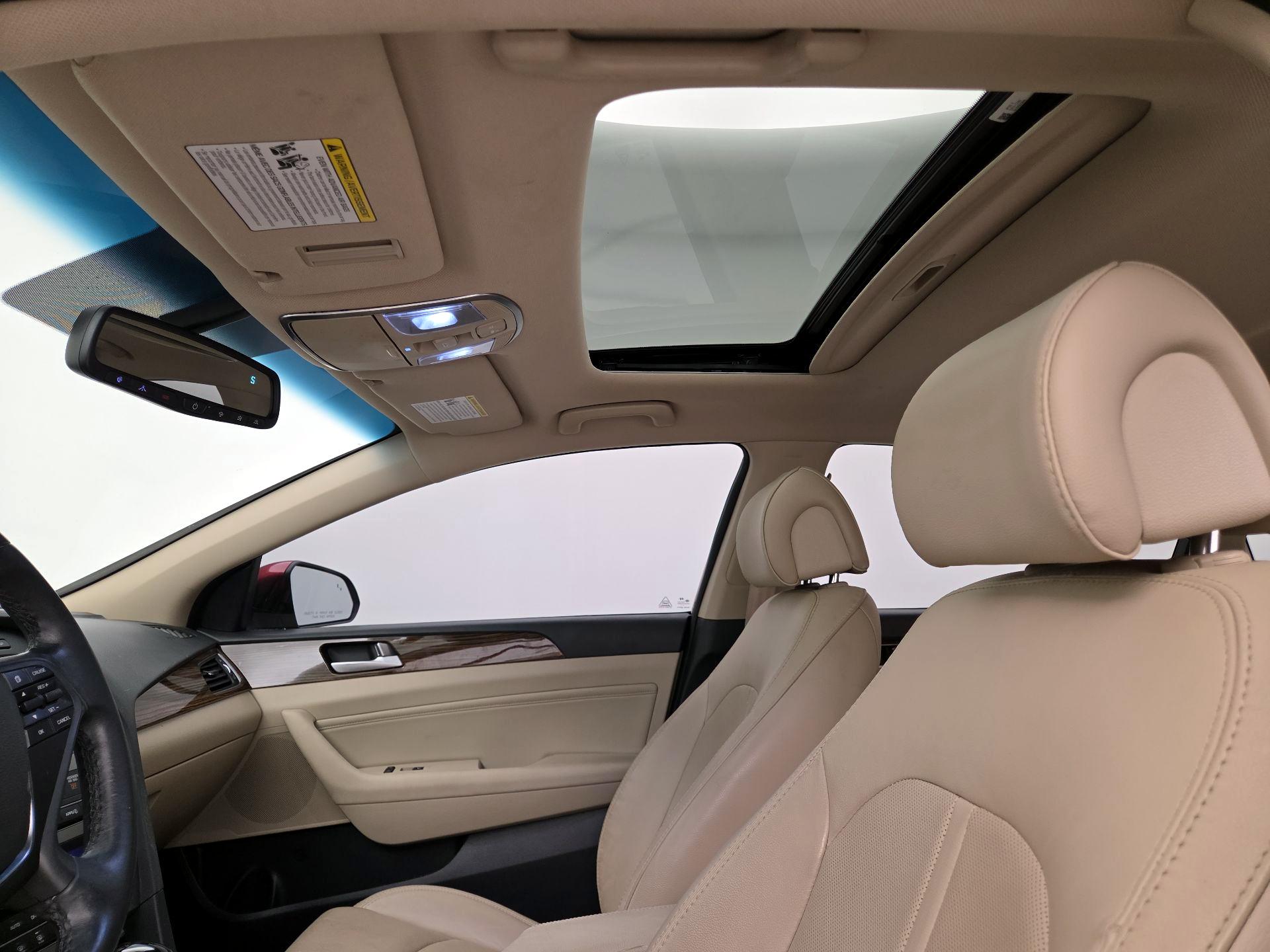 Thumbnail: 2016 Hyundai Sonata - 19