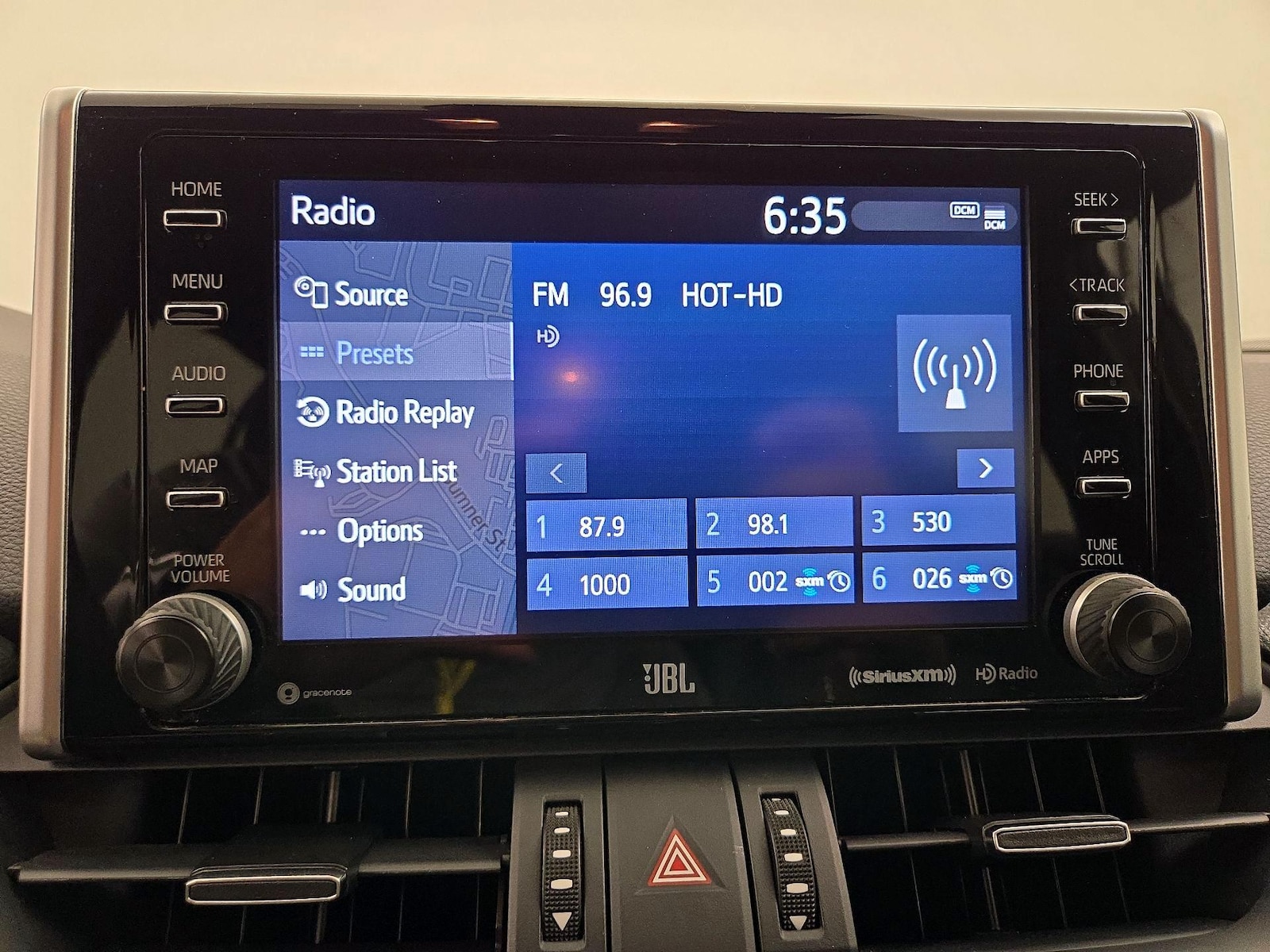 2021 Toyota RAV4 XSE - Photo 17