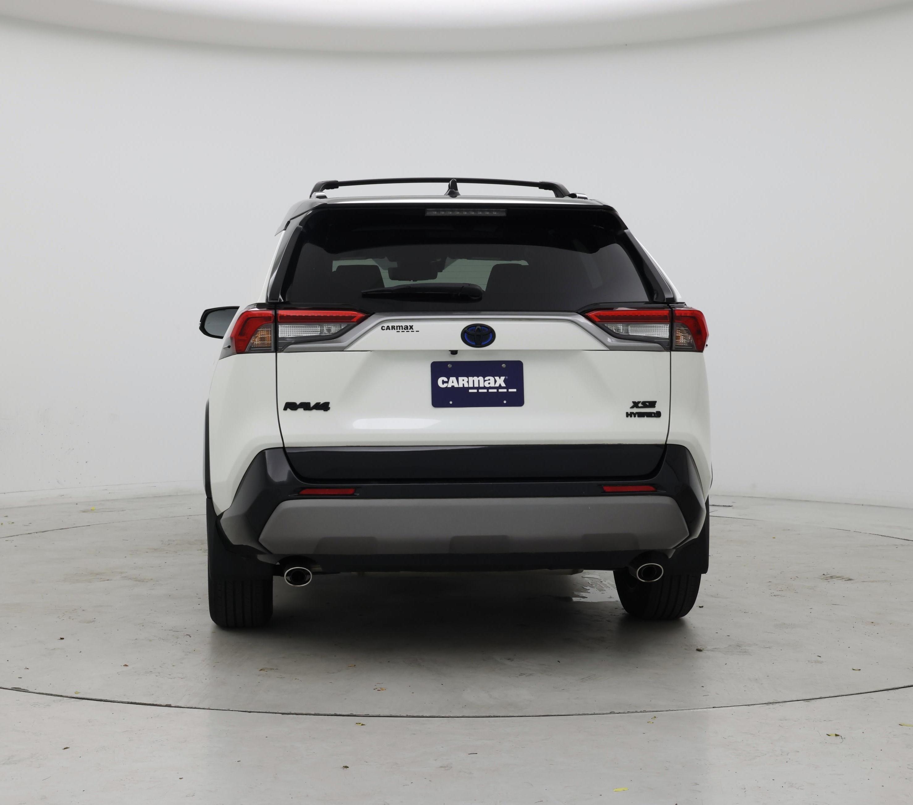 Thumbnail: 2021 Toyota RAV4 - 6