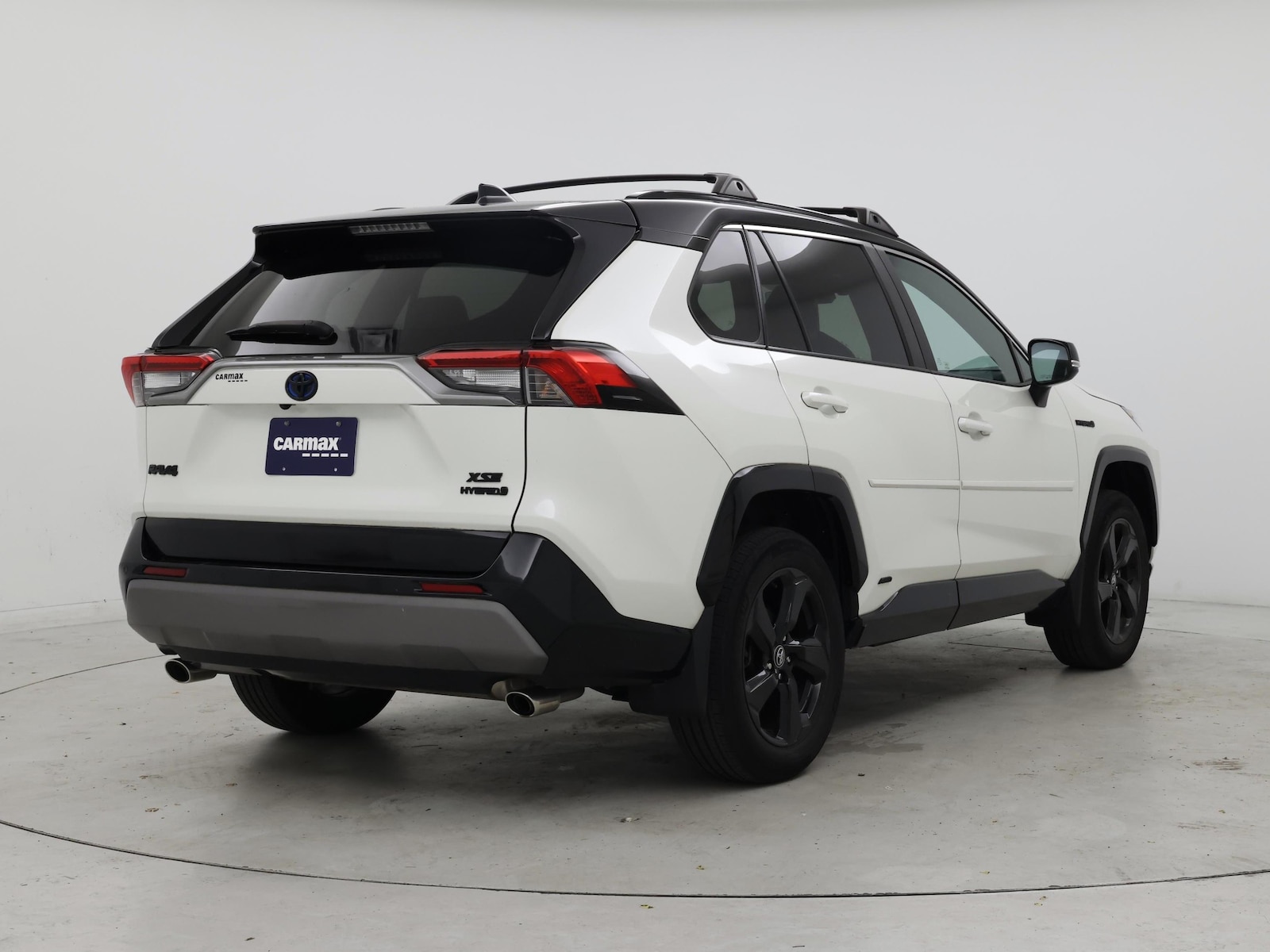 2021 Toyota RAV4 XSE - Photo 9