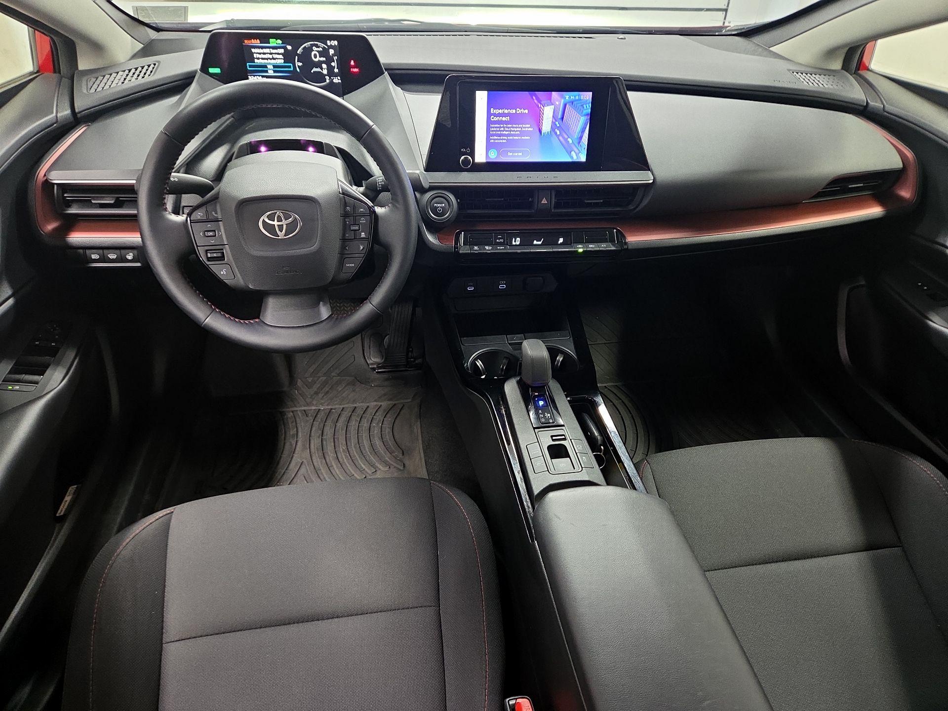 Thumbnail: 2024 Toyota Prius Prime - 9