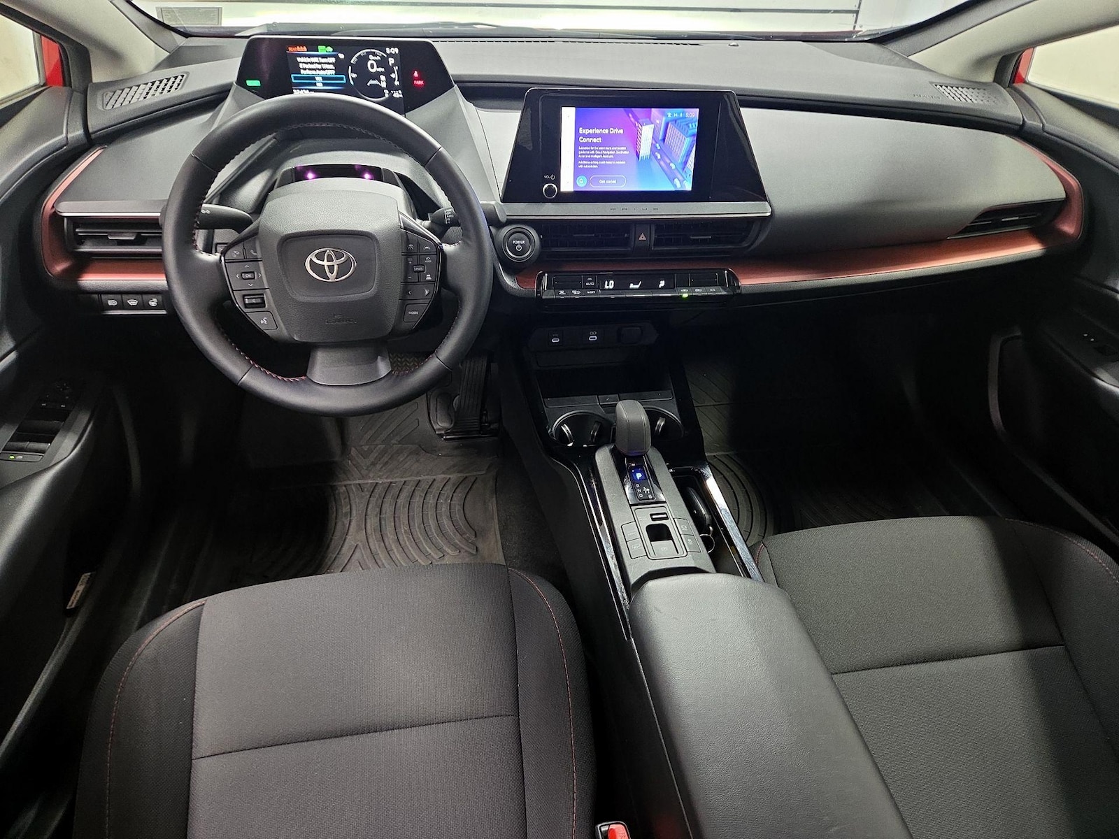 2024 Toyota Prius Prime SE - Photo 10