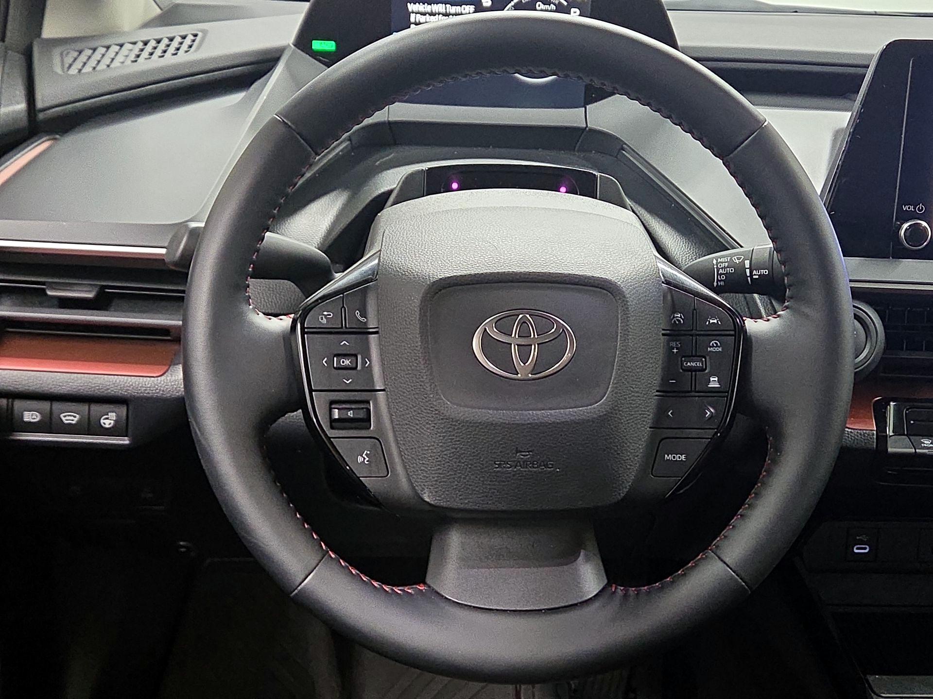 Thumbnail: 2024 Toyota Prius Prime - 10
