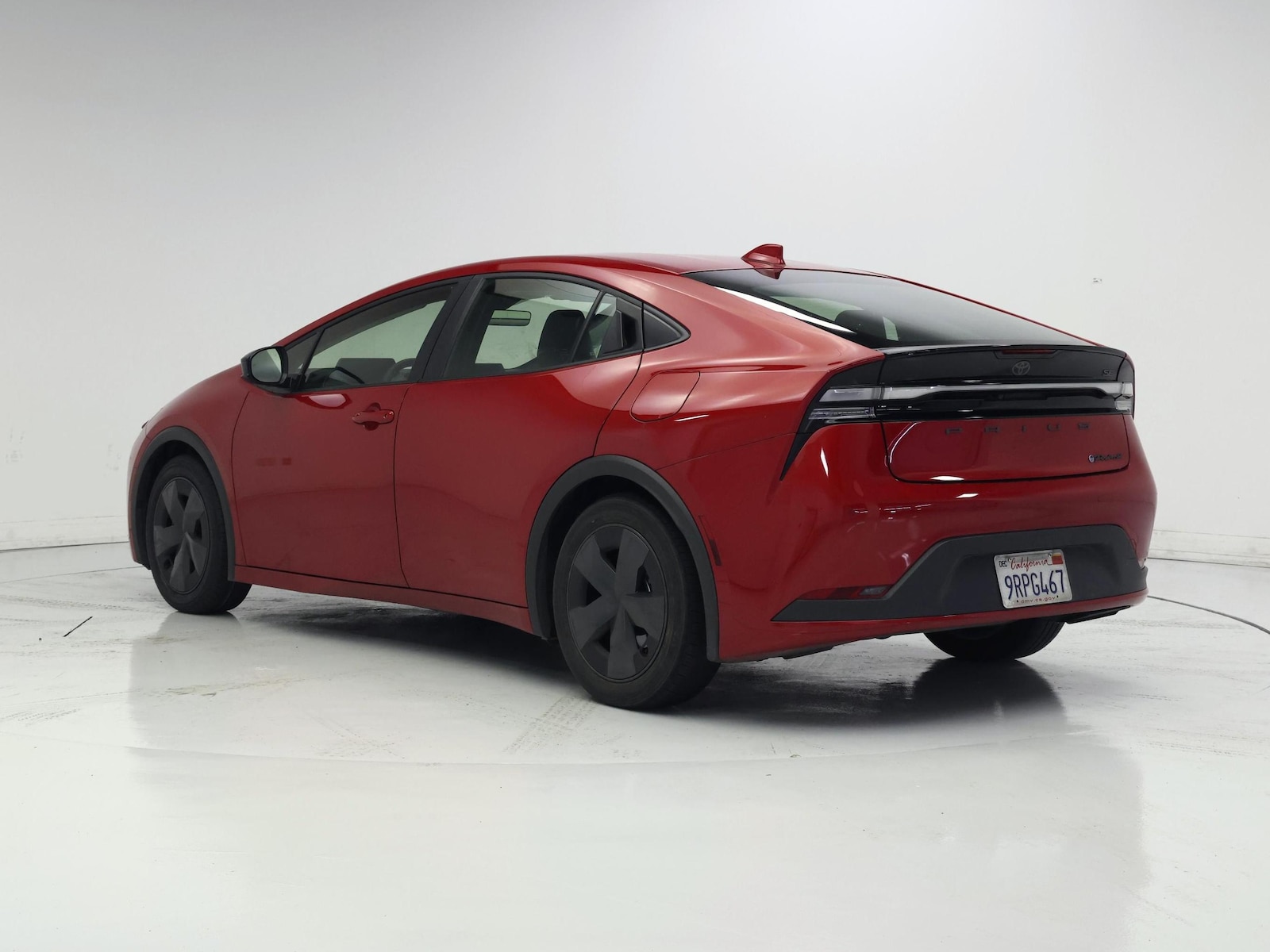 2024 Toyota Prius Prime SE - Photo 3