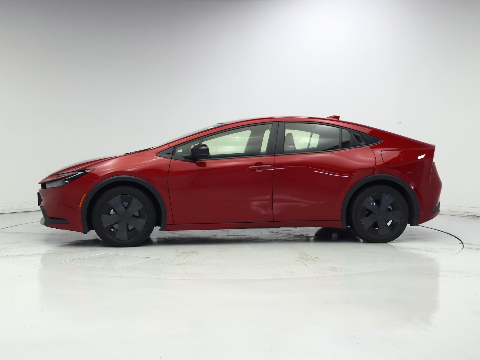 2024 Toyota Prius Prime SE - Photo 4