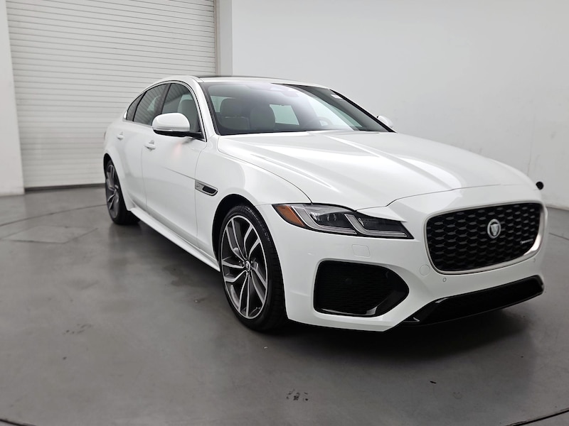 2024 Jaguar XF R-Dynamic SE