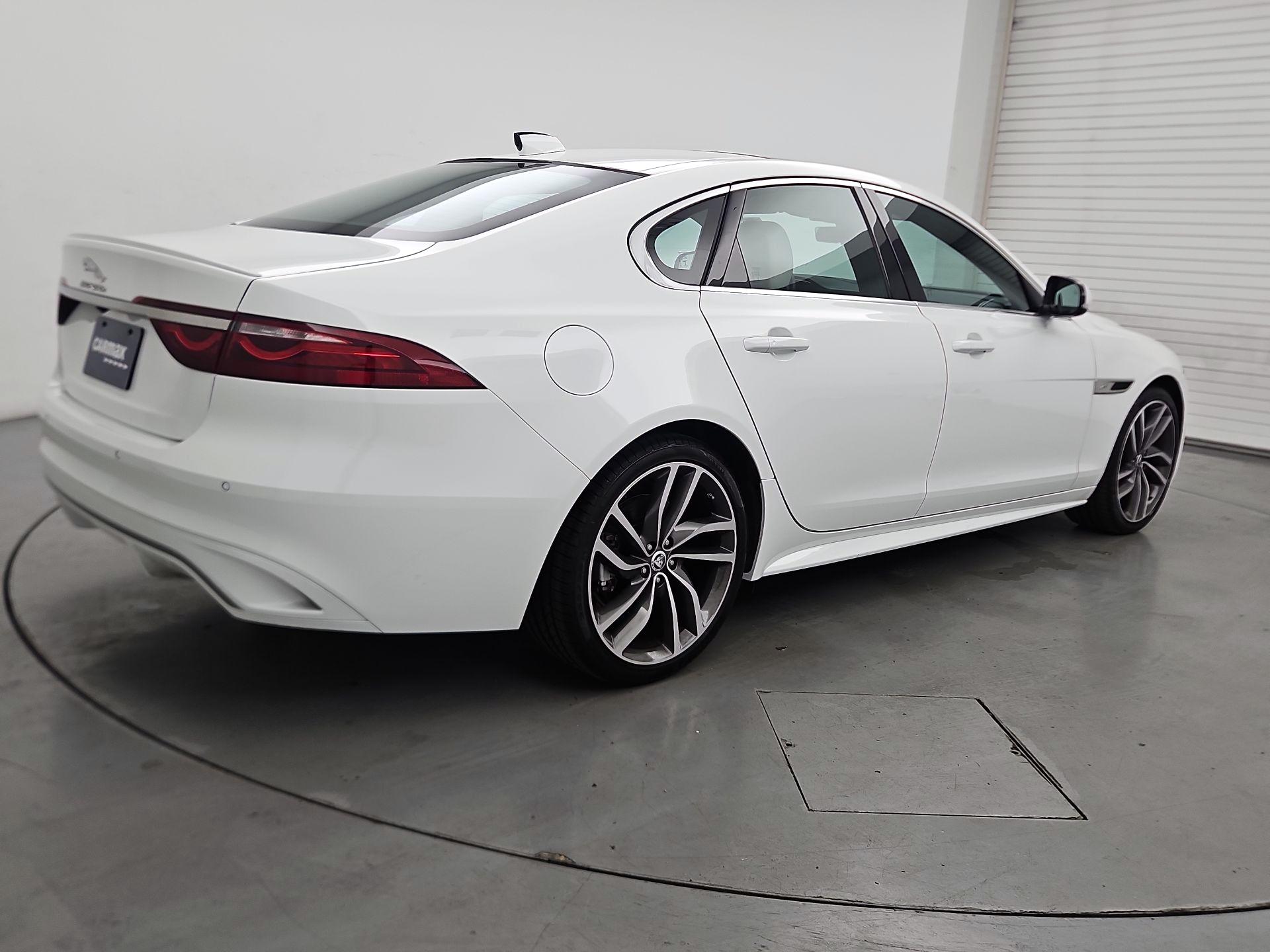 Thumbnail: 2024 Jaguar XF - 5