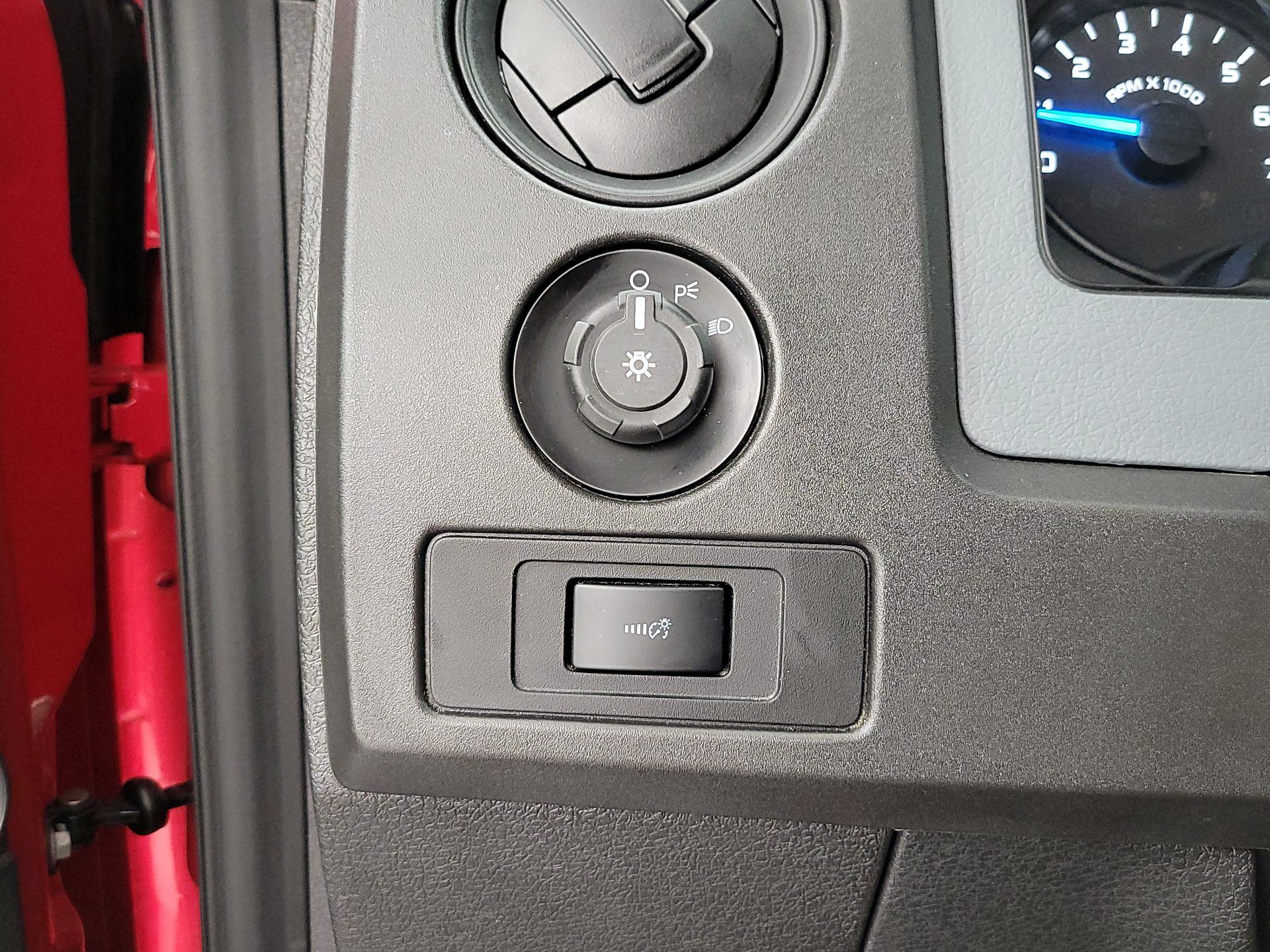 Thumbnail: 2014 Ford F-150 - 13