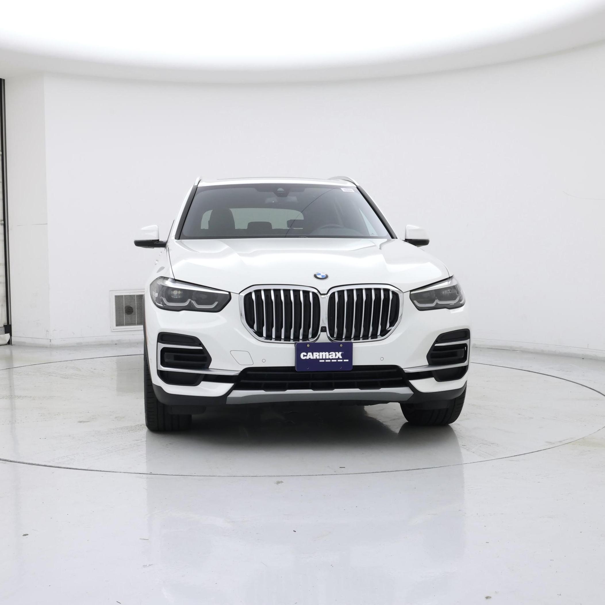 Thumbnail: 2023 BMW X5 - 5