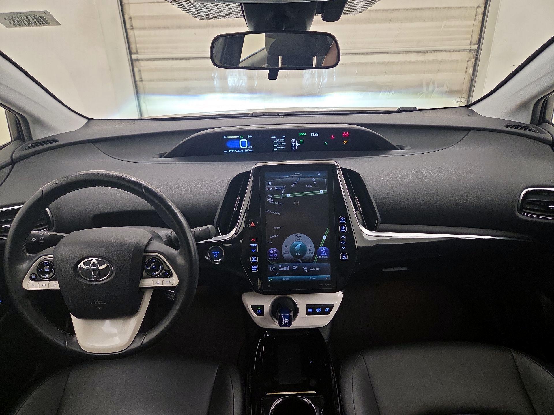 Thumbnail: 2017 Toyota Prius Prime - 9