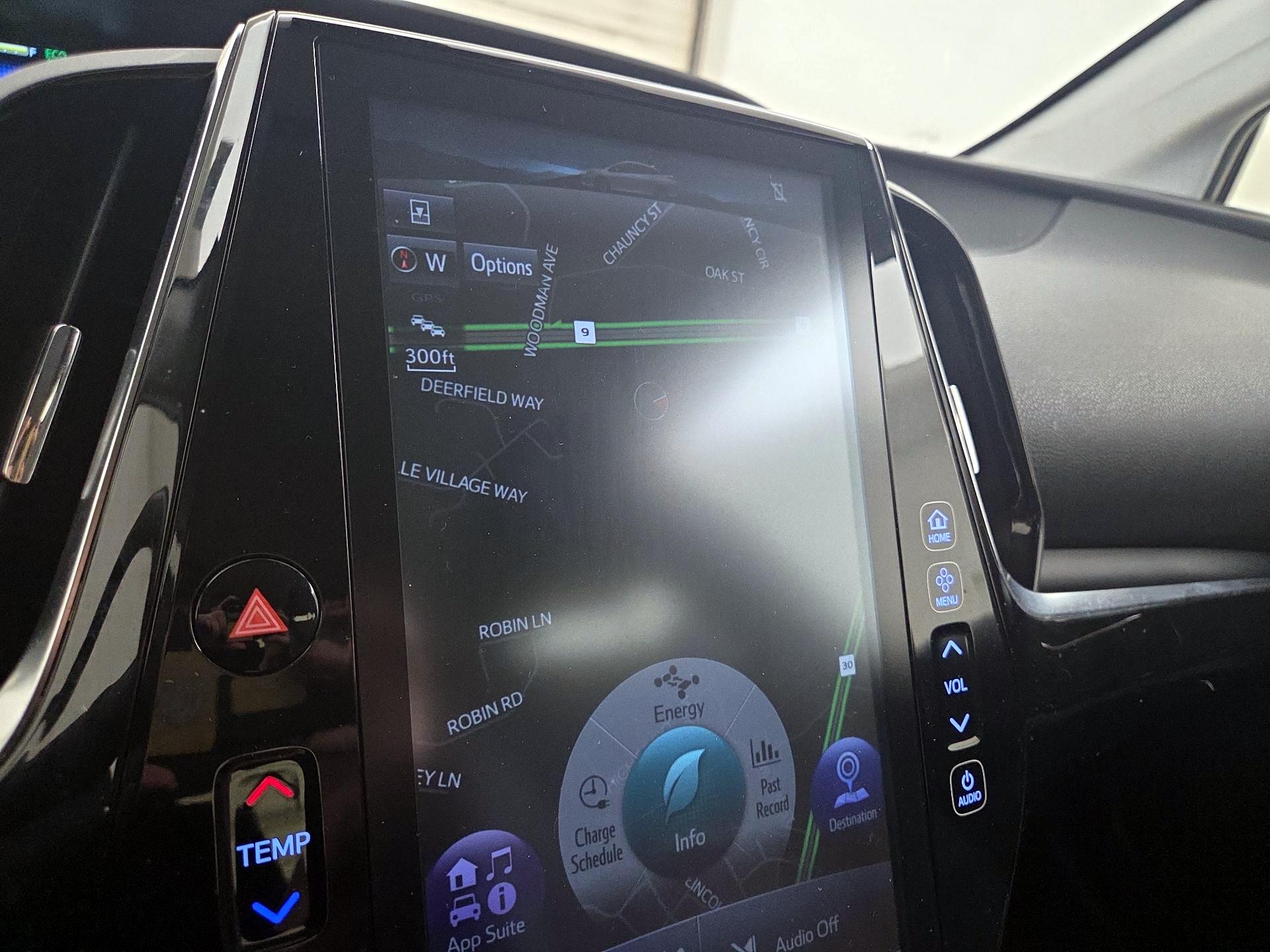 Thumbnail: 2017 Toyota Prius Prime - 14