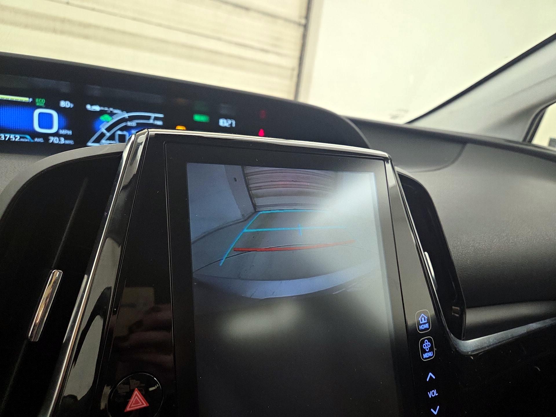 Thumbnail: 2017 Toyota Prius Prime - 15