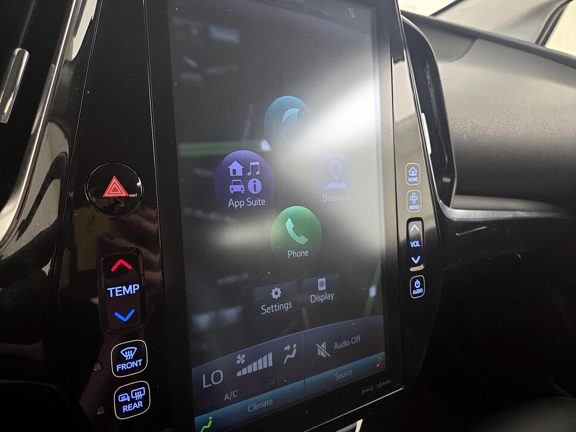 Thumbnail: 2017 Toyota Prius Prime - 16