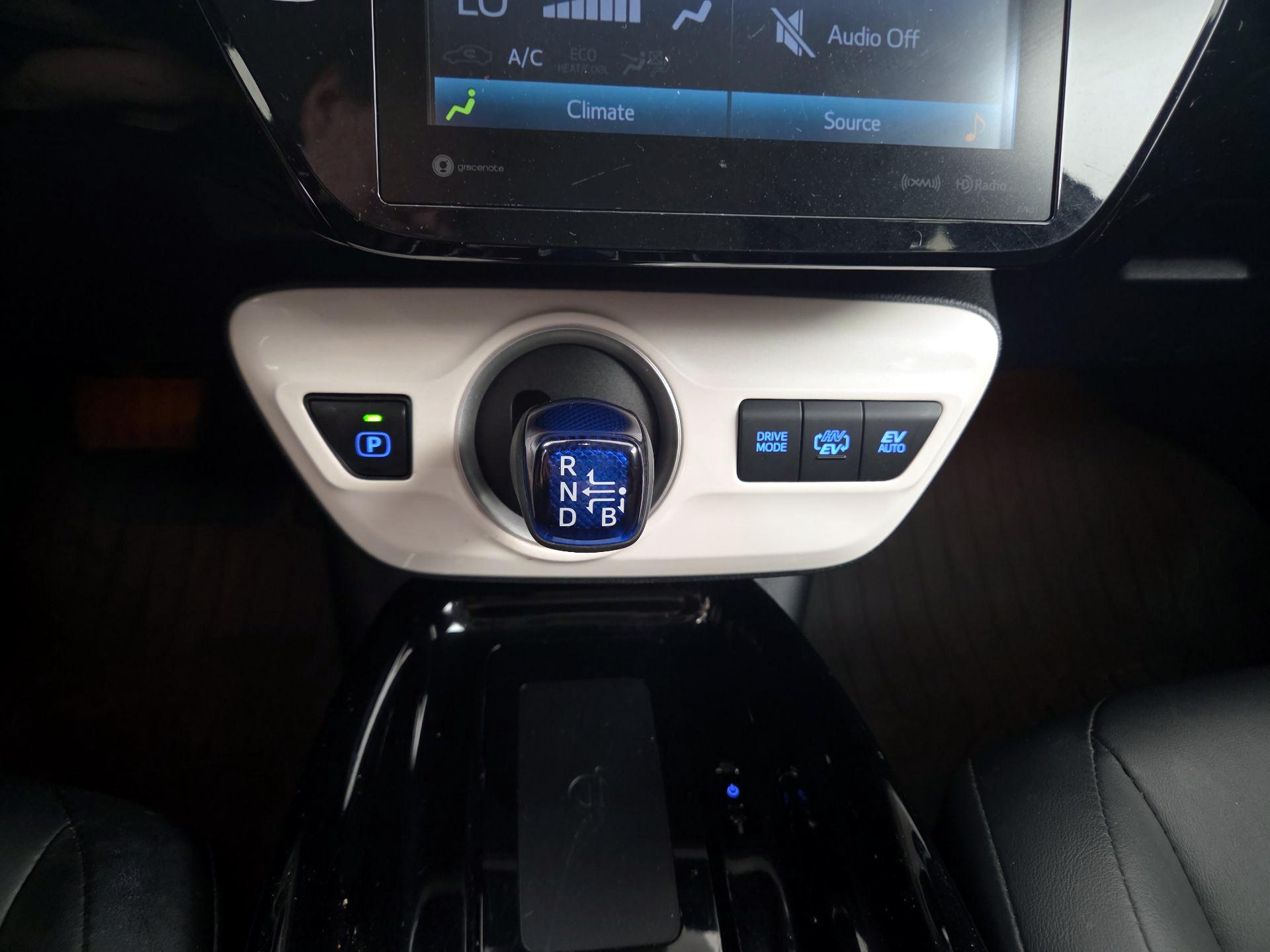 Thumbnail: 2017 Toyota Prius Prime - 18