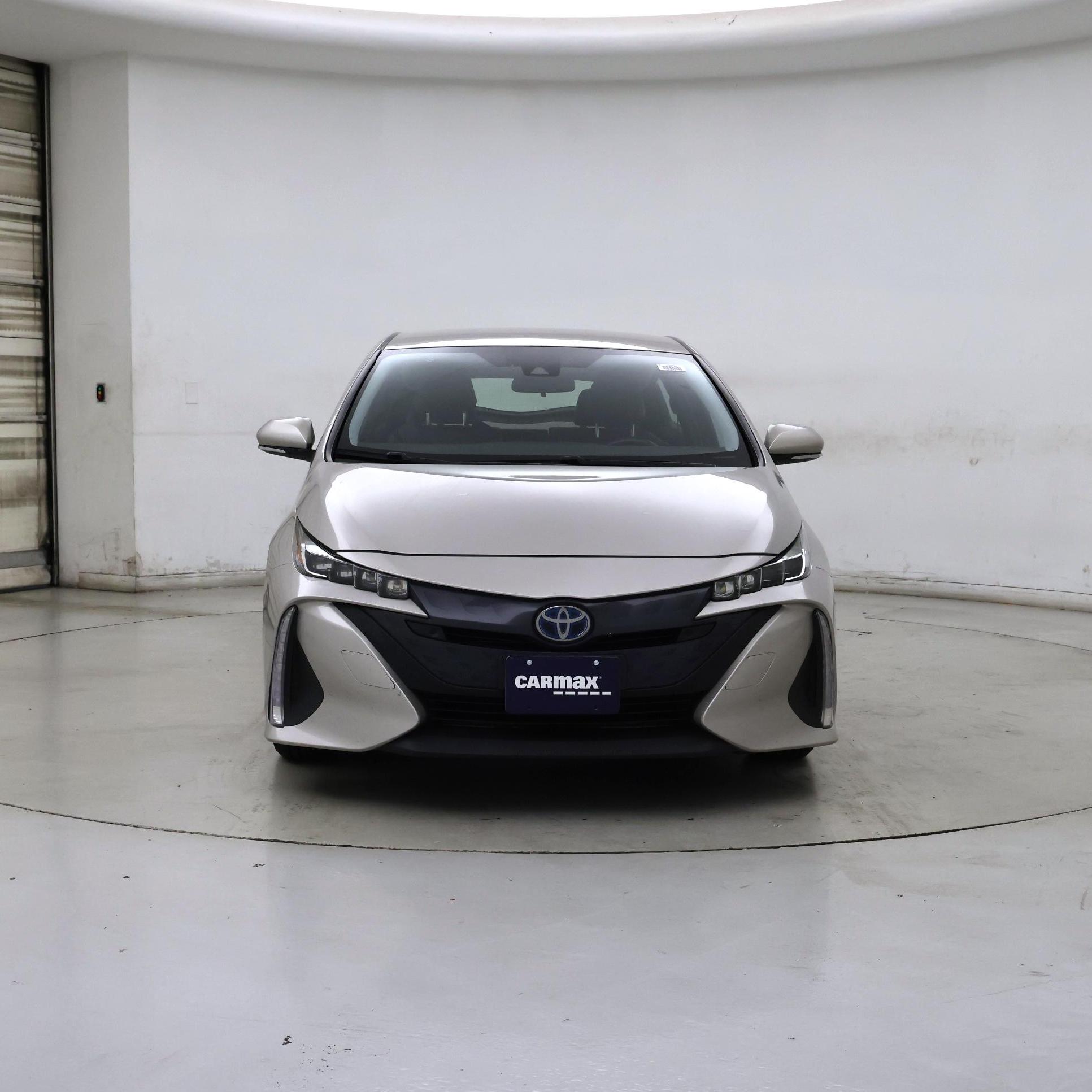 Thumbnail: 2017 Toyota Prius Prime - 5