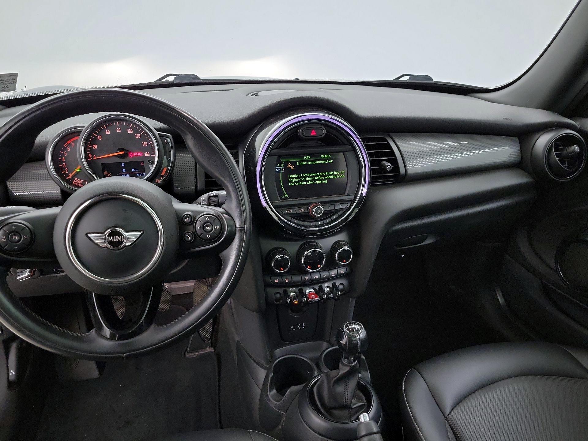 Thumbnail: 2018 MINI Cooper Hardtop - 9