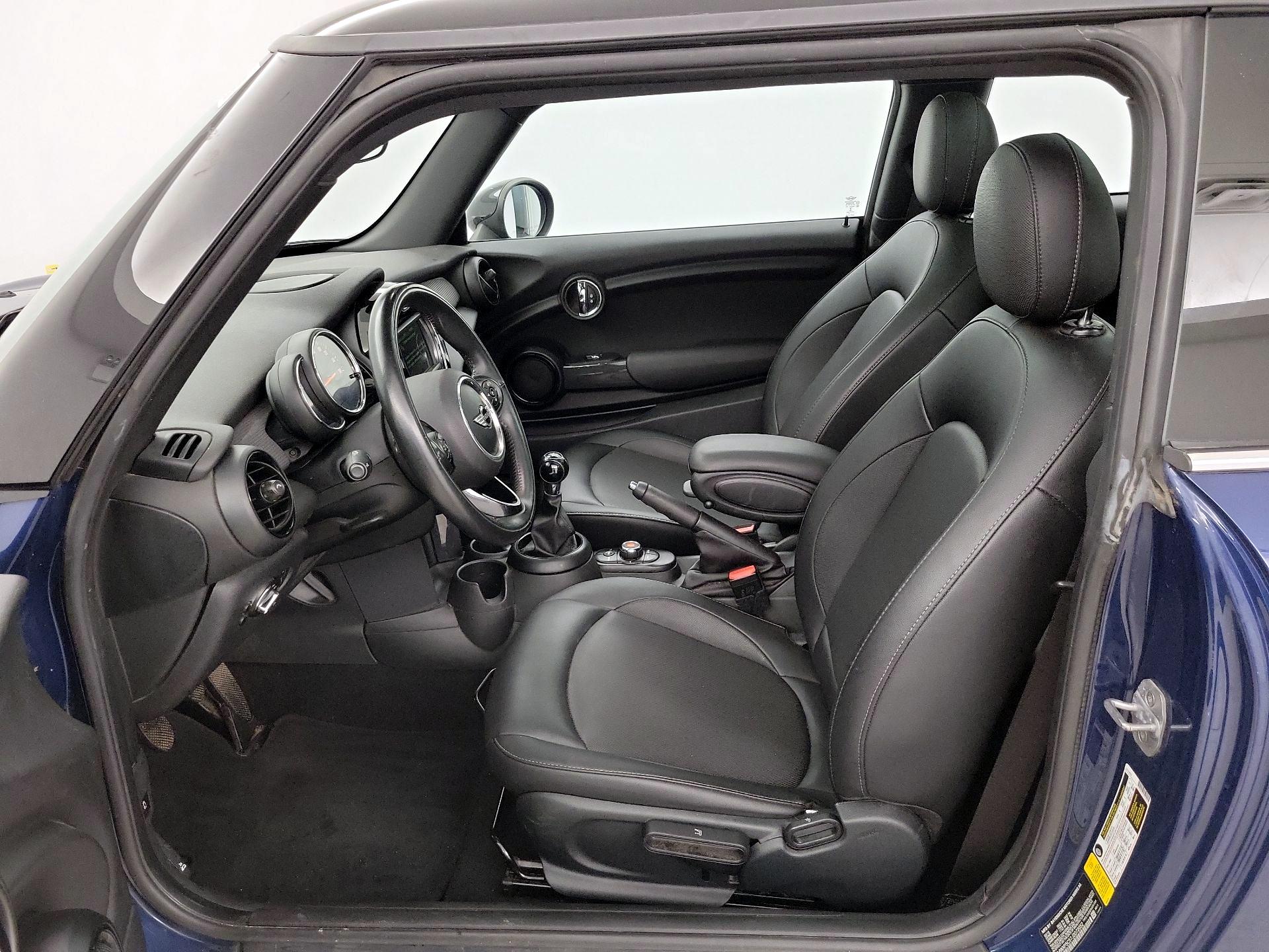 Thumbnail: 2018 MINI Cooper Hardtop - 11