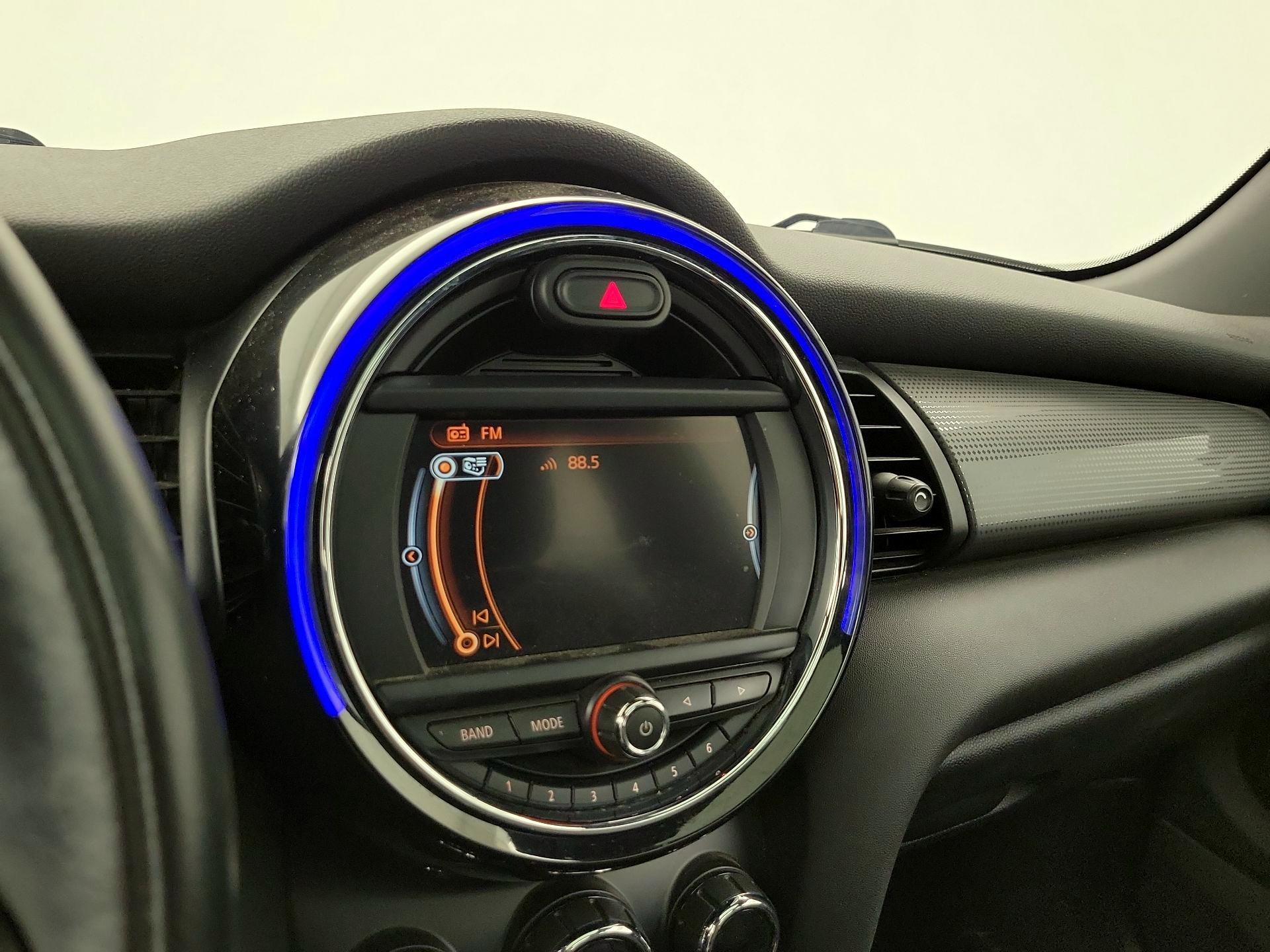Thumbnail: 2018 MINI Cooper Hardtop - 15